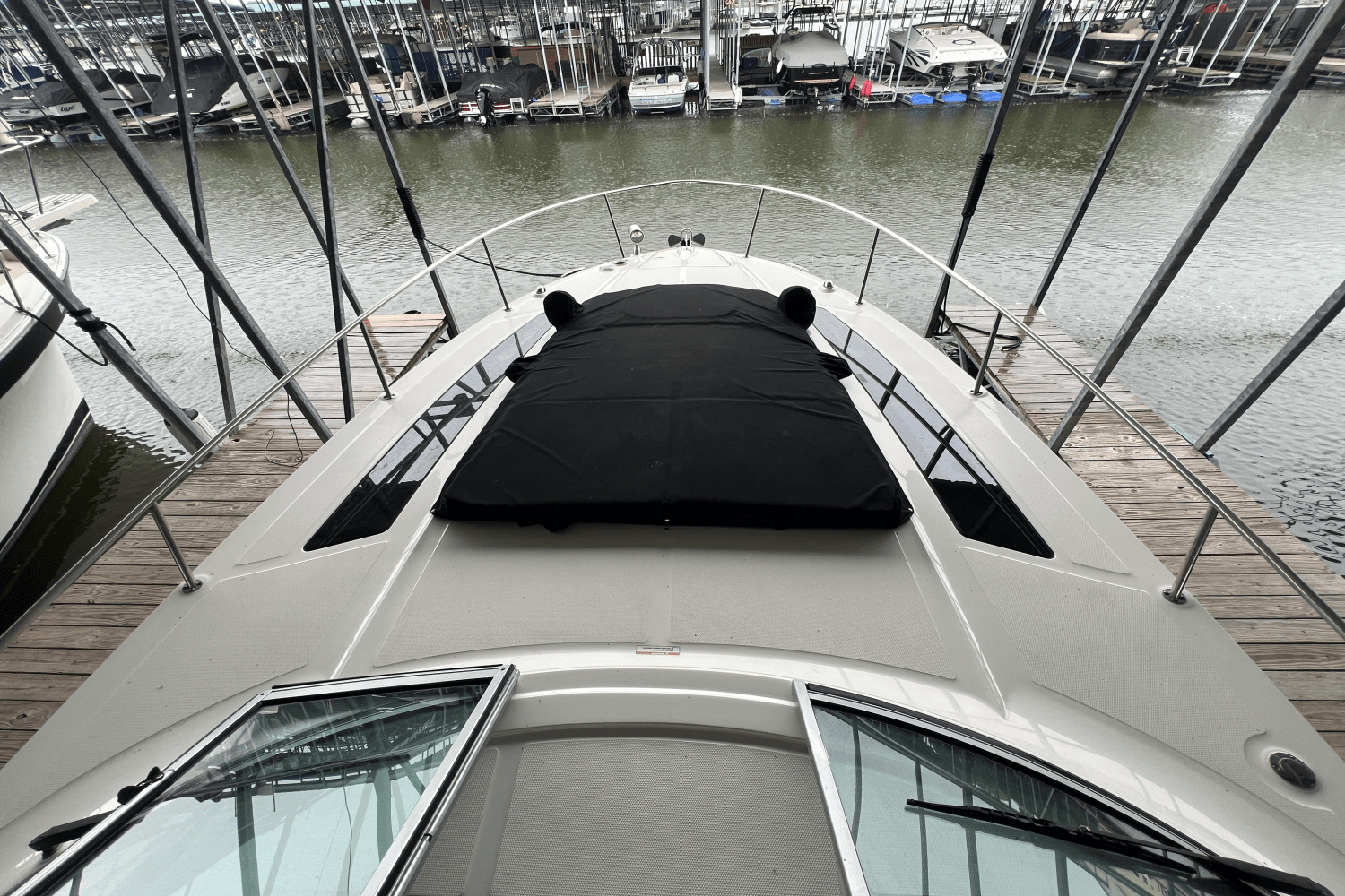 2016 Sea Ray 350 SUNDANCER Image Thumbnail #6