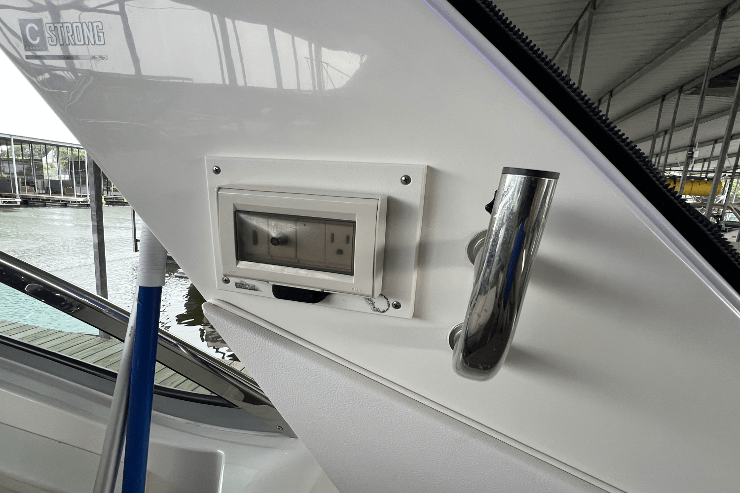 2016 Sea Ray 350 SUNDANCER Image Thumbnail #26