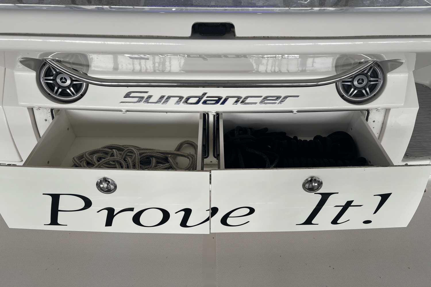 2016 Sea Ray 350 SUNDANCER Image Thumbnail #16