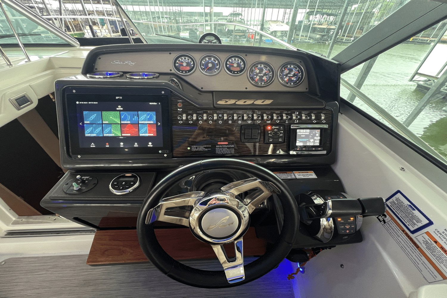 2016 Sea Ray 350 SUNDANCER Image Thumbnail #20