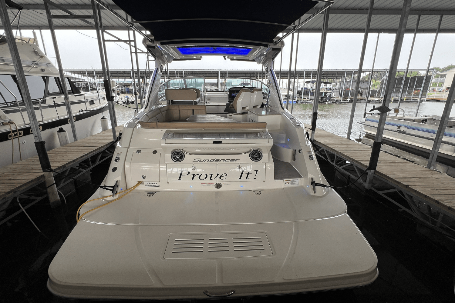 2016 Sea Ray 350 SUNDANCER Image Thumbnail #12