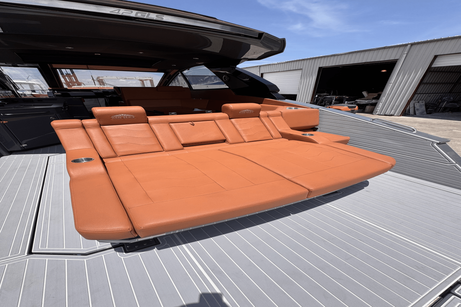 2023 Cruisers Yachts 42 GLS Image Thumbnail #15