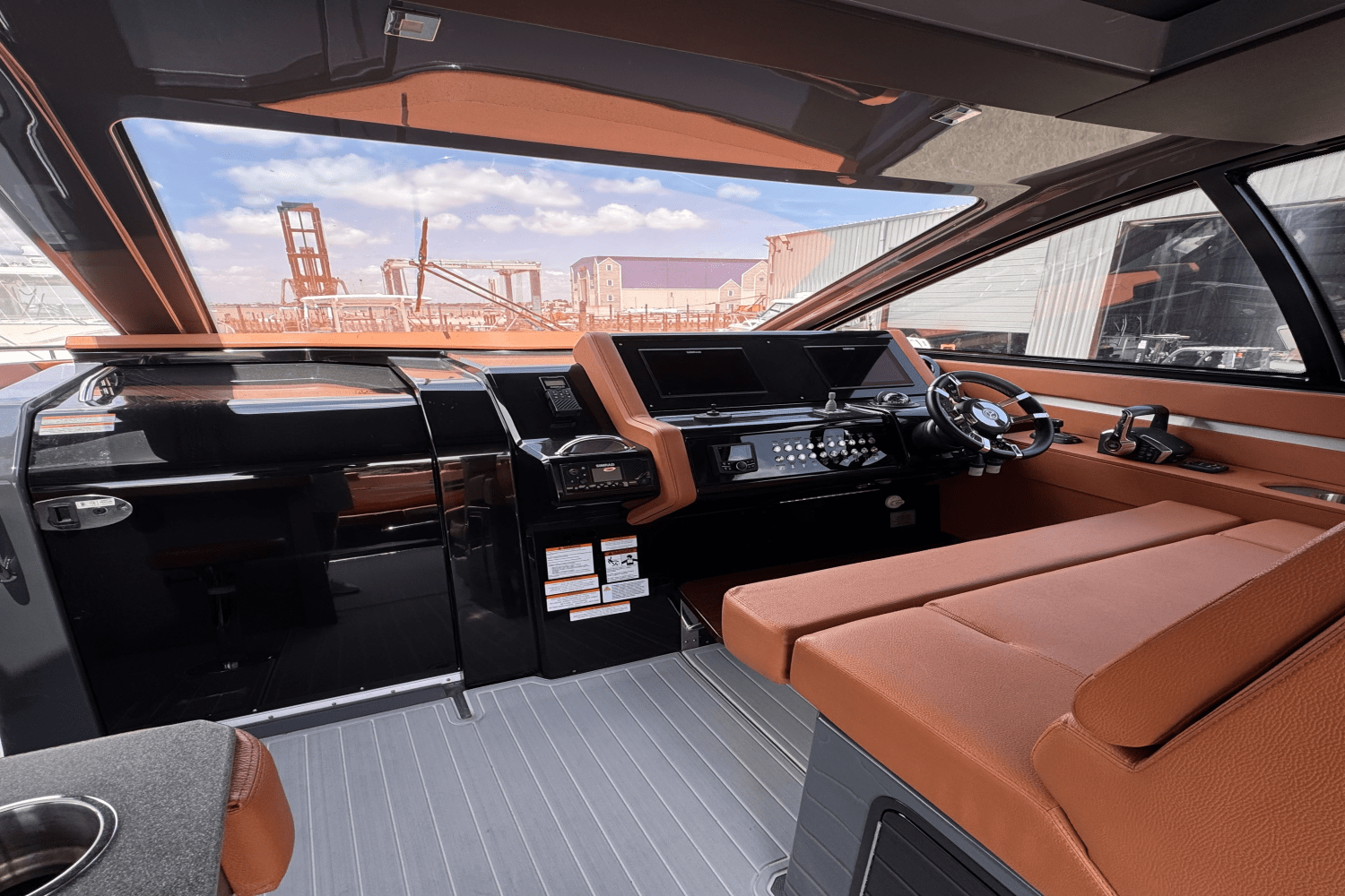 2023 Cruisers Yachts 42 GLS Image Thumbnail #14