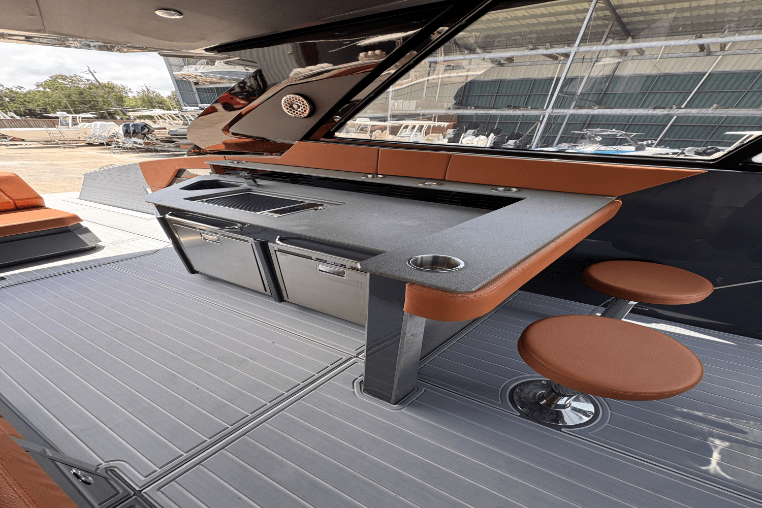 2023 Cruisers Yachts 42 GLS Image Thumbnail #18