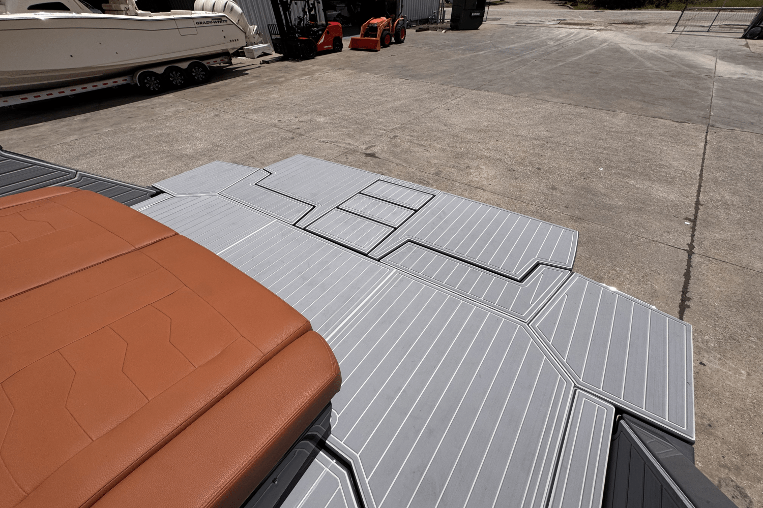 2023 Cruisers Yachts 42 GLS Image Thumbnail #7