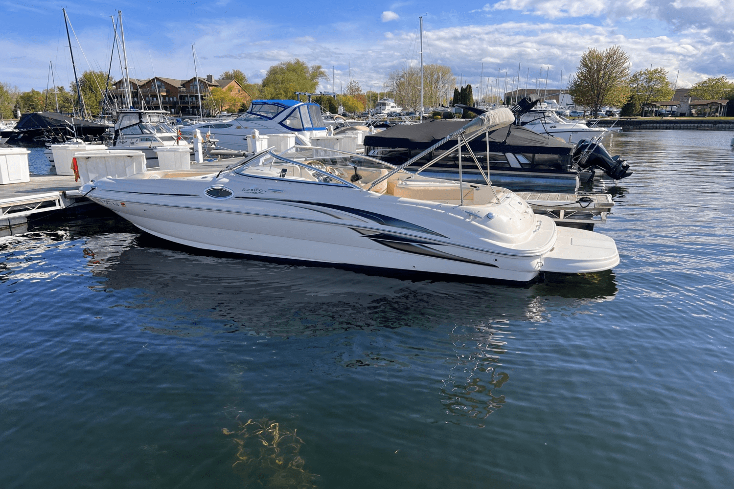 2002 Sea Ray 240 SUNDECK Image Thumbnail #2