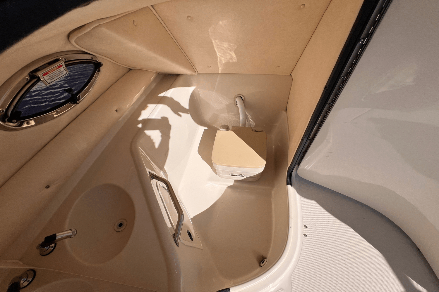 2002 Sea Ray 240 SUNDECK Image Thumbnail #11