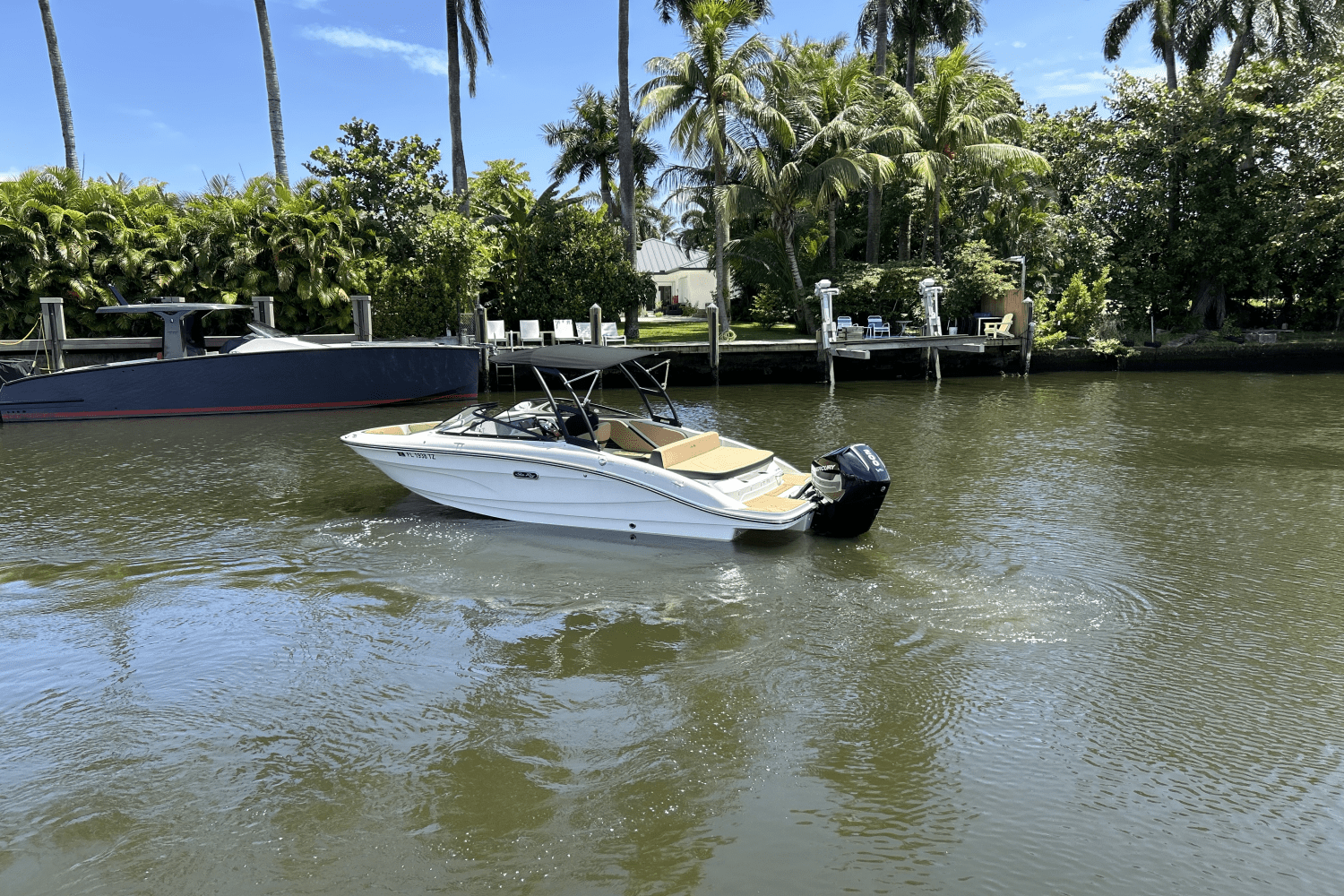 2025 Sea Ray SPX 210 Outboard Image Thumbnail #20