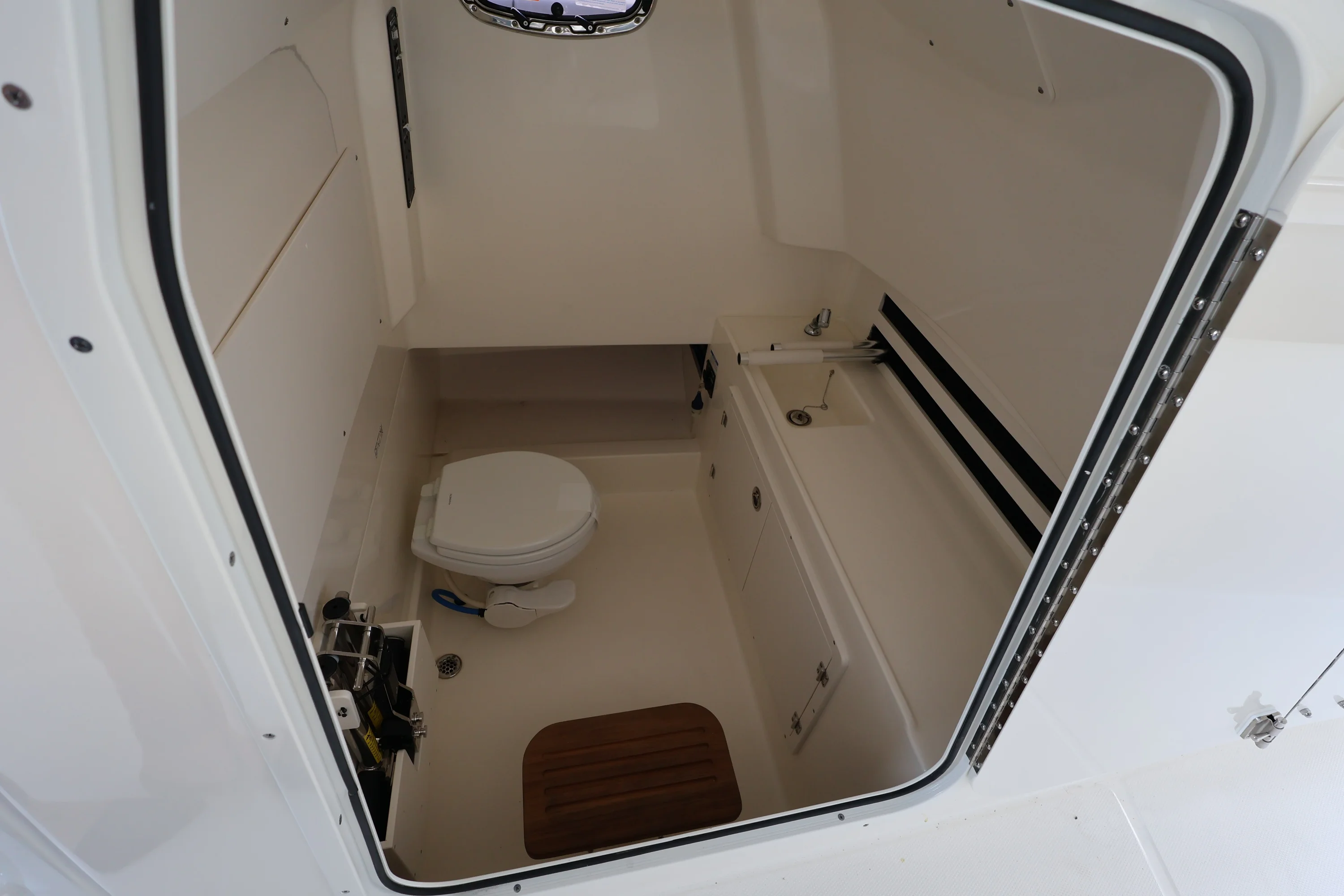 2026 Boston Whaler 330 Outrage Image Thumbnail #33