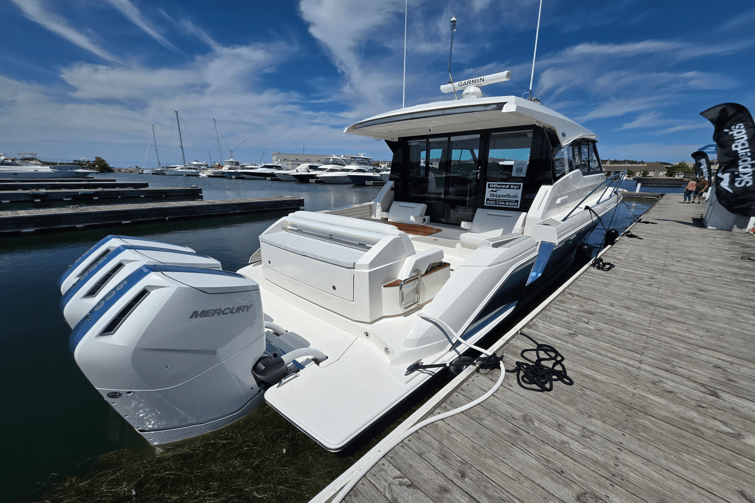 2026 Tiara Yachts 48LE Image Thumbnail #4