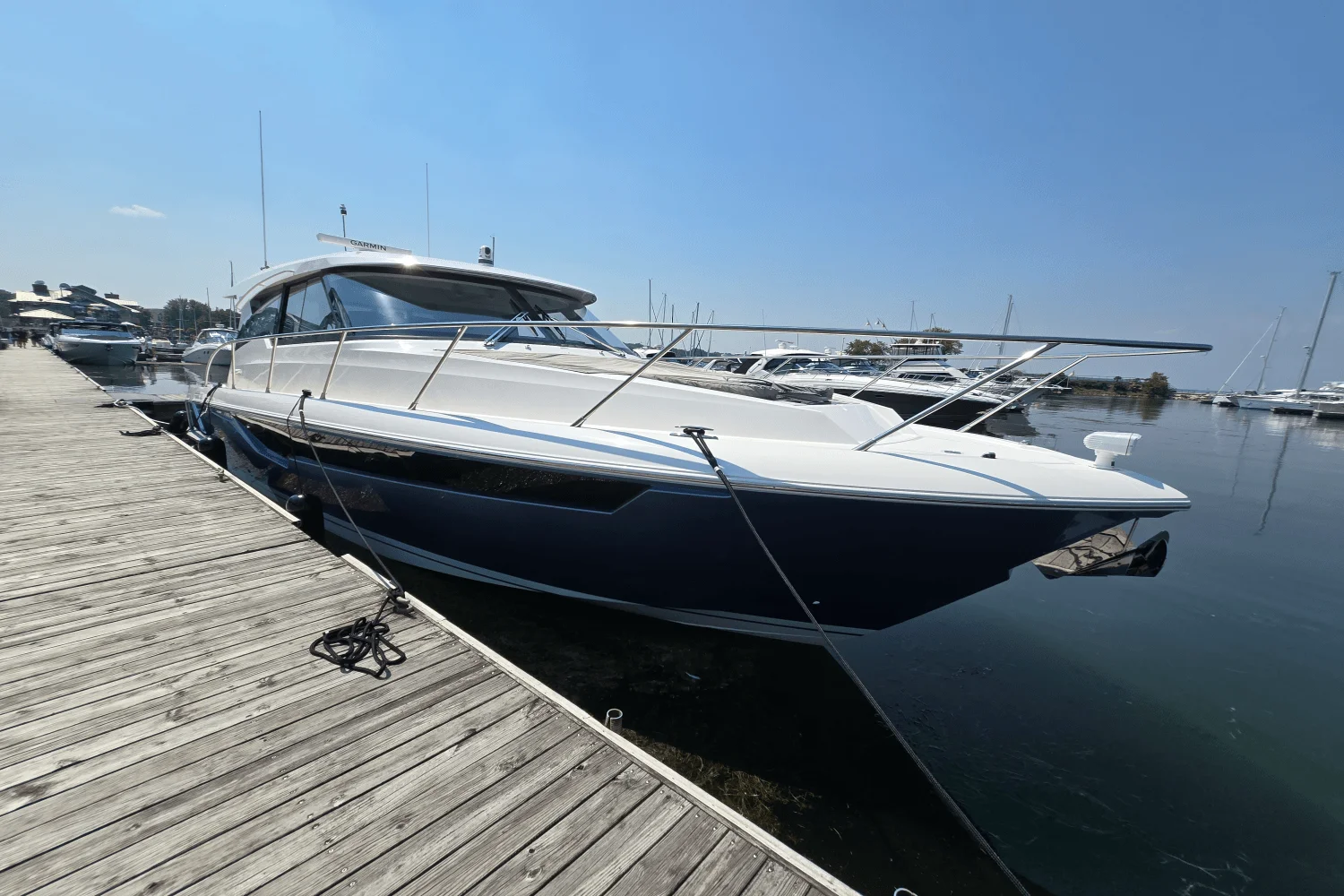 2026 Tiara Yachts 48LE Image Thumbnail #2