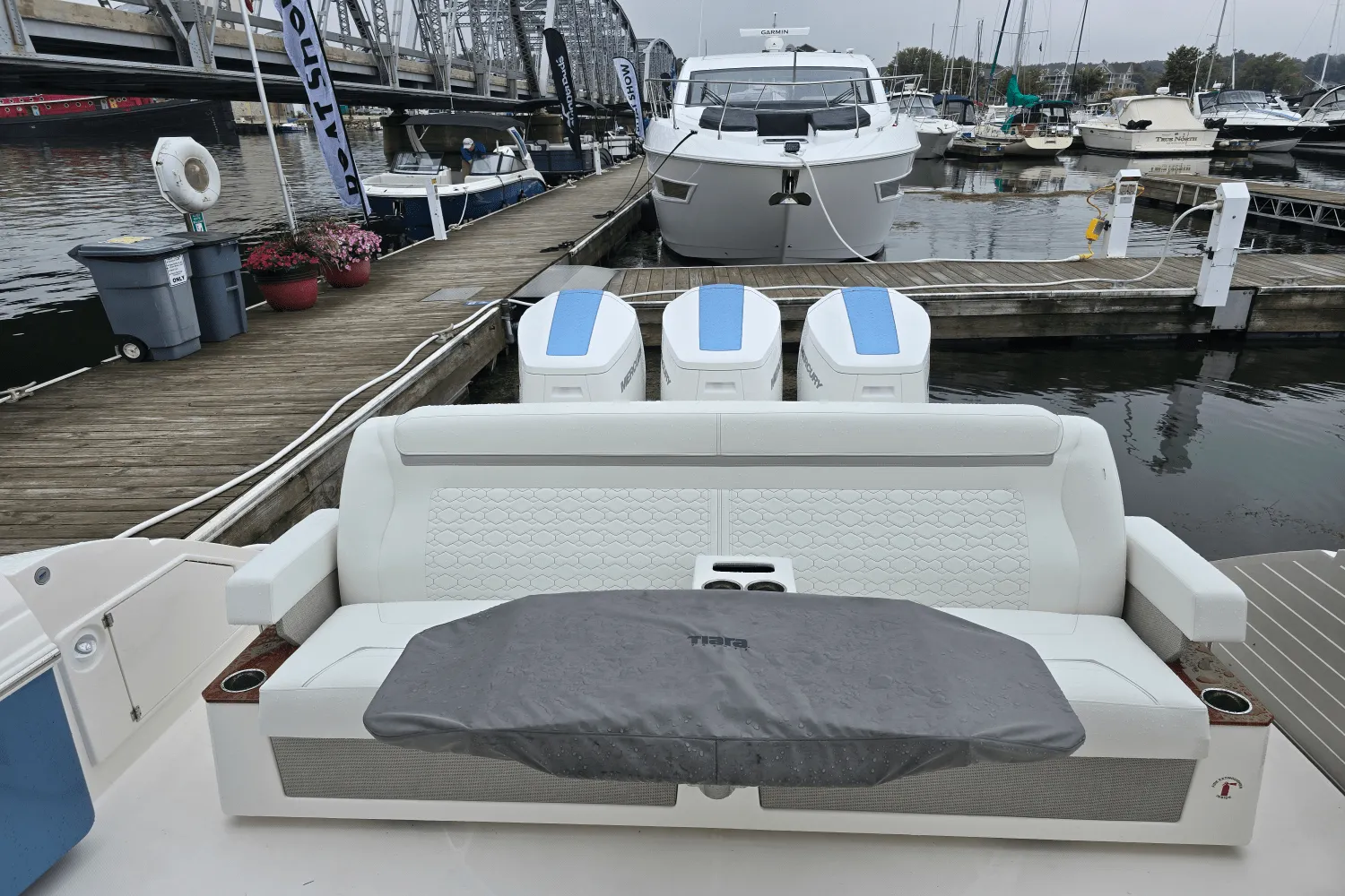 2026 Tiara Yachts 48LE Image Thumbnail #6