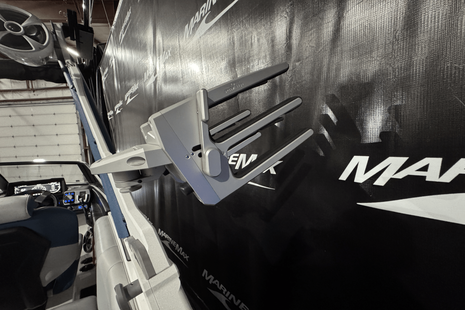 2021 Malibu 23 LSV Image Thumbnail #21