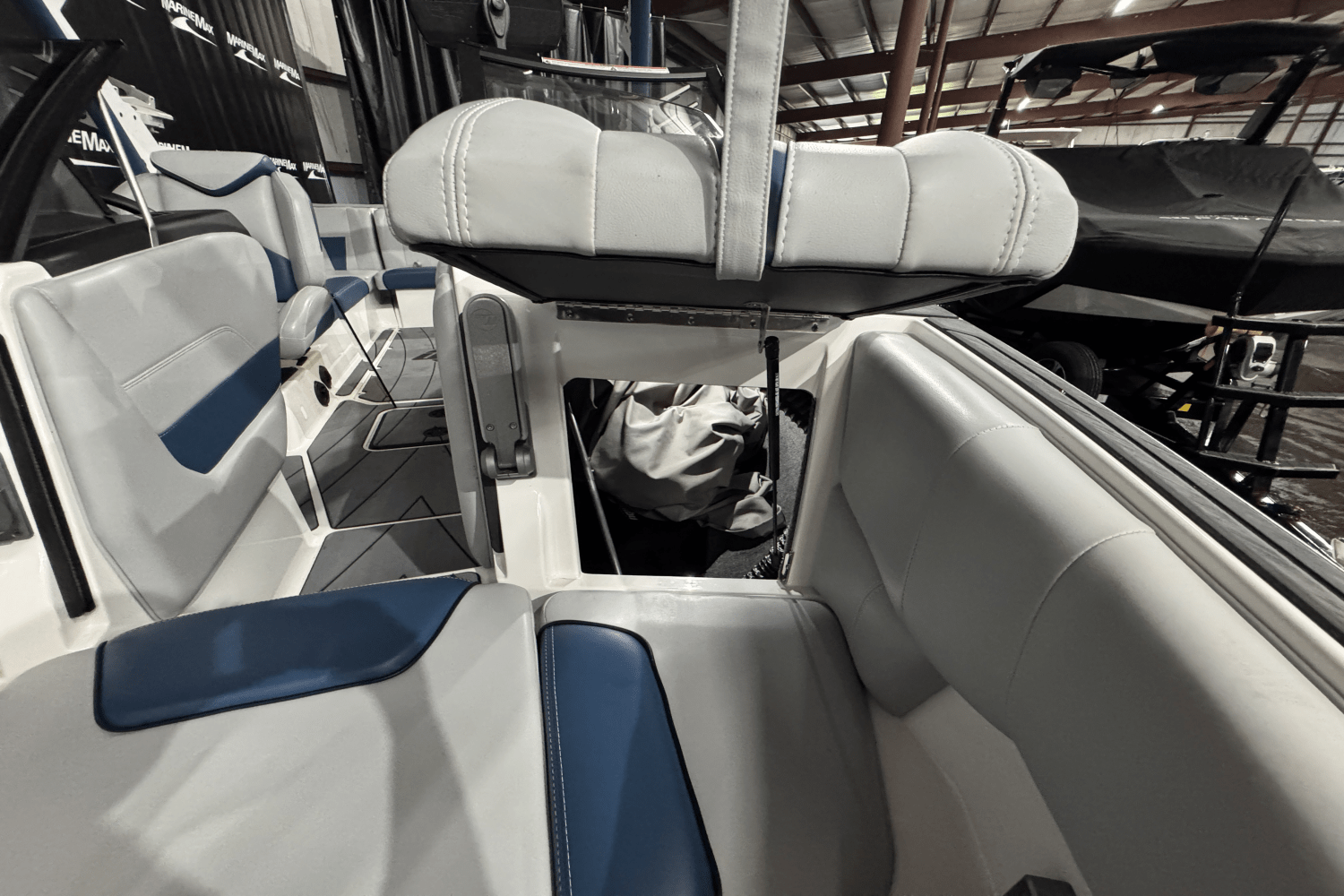2021 Malibu 23 LSV Image Thumbnail #46