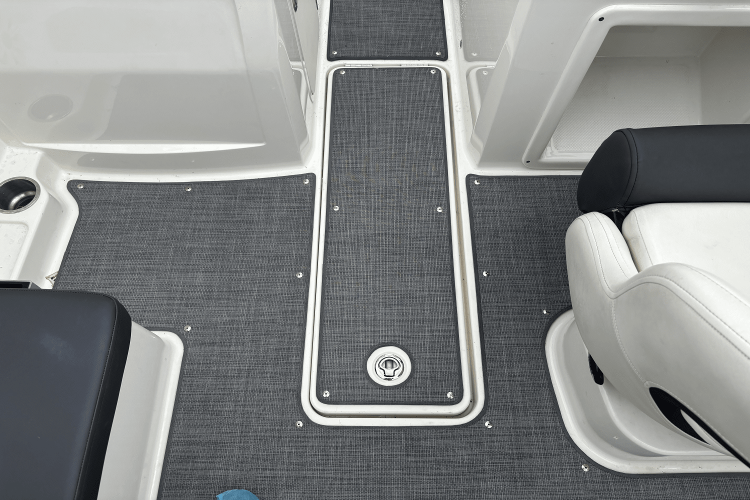 2020 Bayliner VR4 Bowrider Image Thumbnail #11