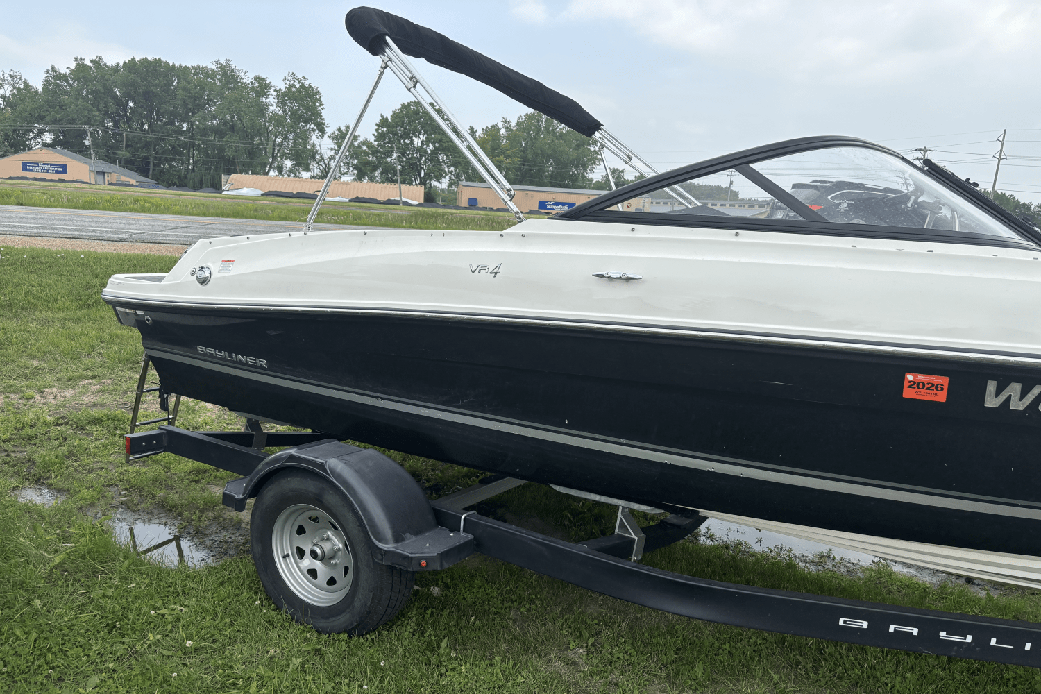 2020 Bayliner VR4 Bowrider Image Thumbnail #3