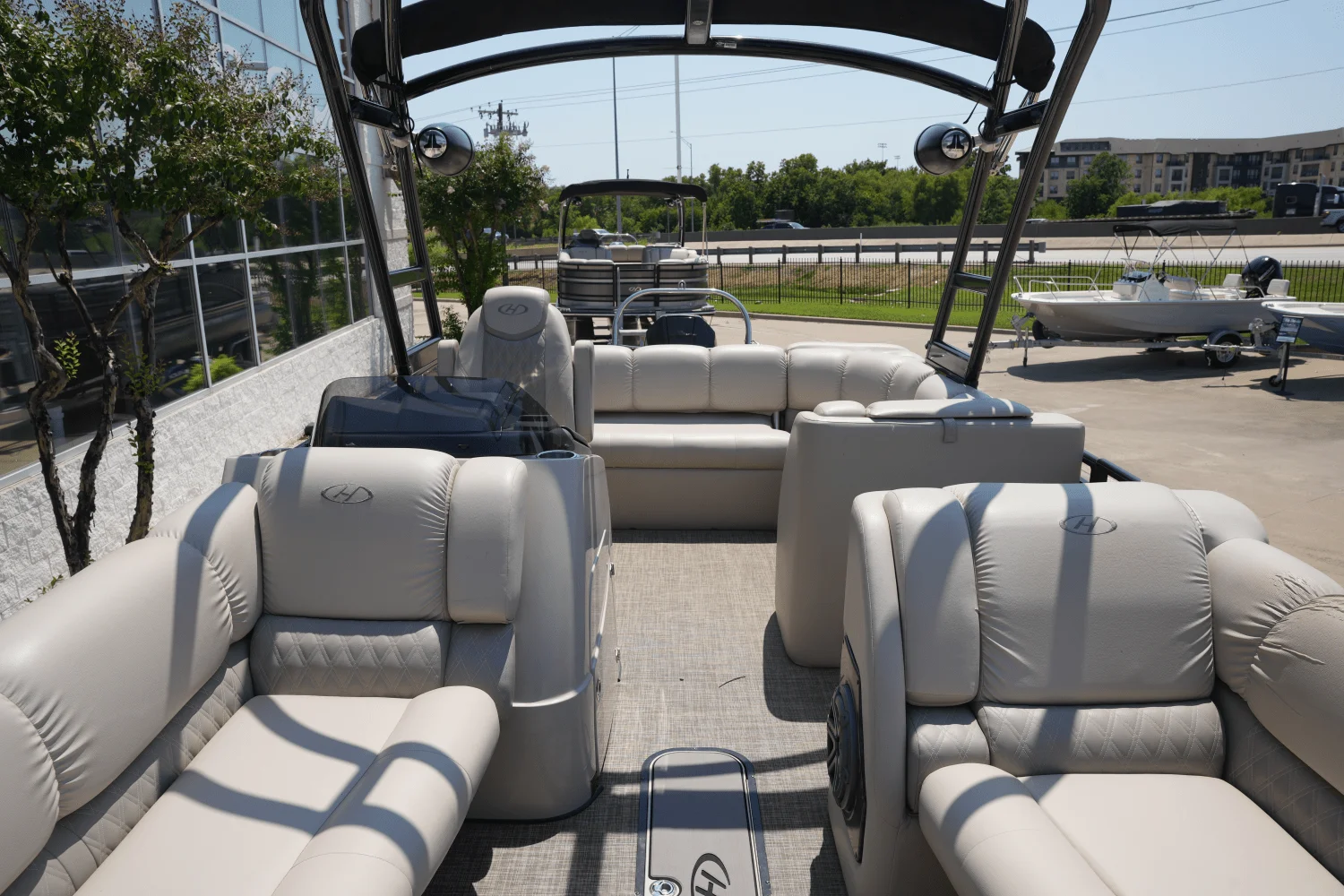 2019 Harris Solstice 220 Image Thumbnail #7