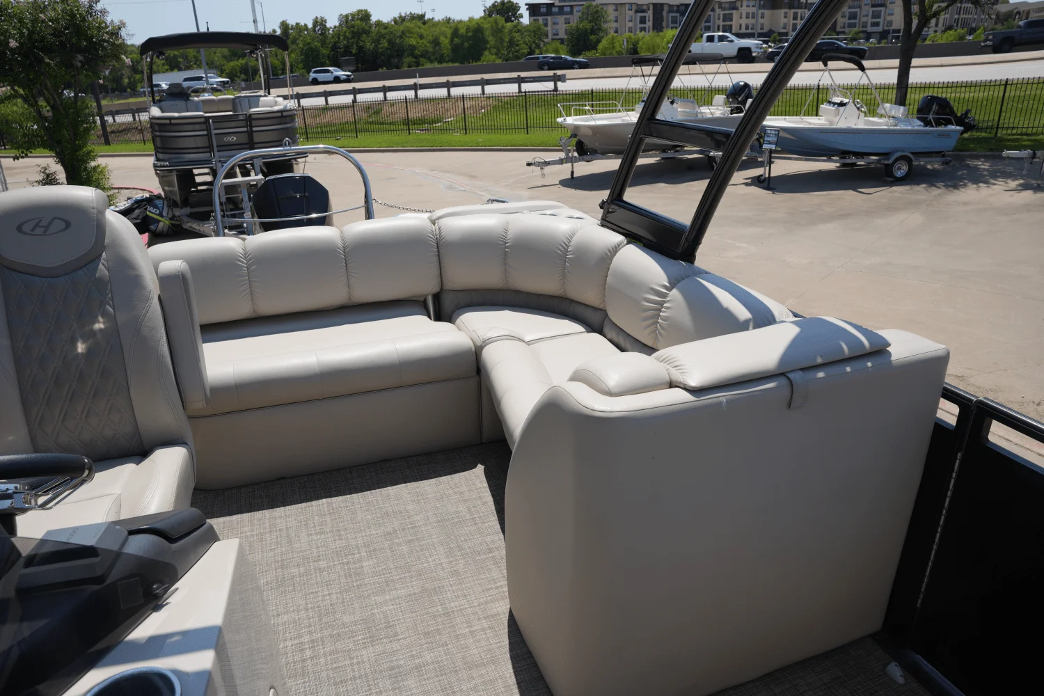 2019 Harris Solstice 220 Image Thumbnail #16