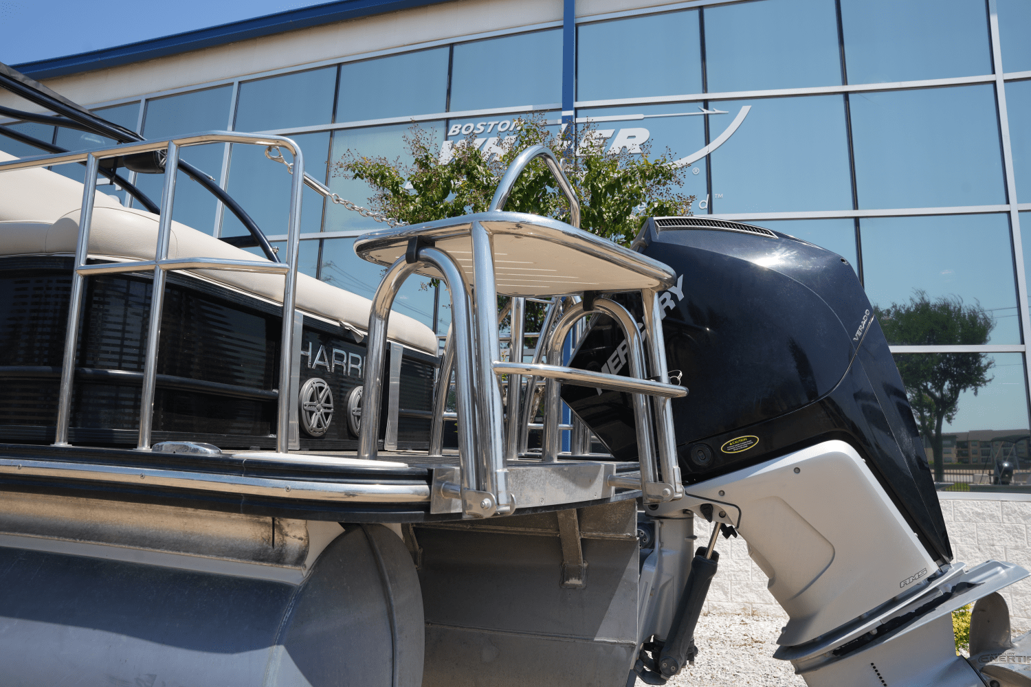 2019 Harris Solstice 220 Image Thumbnail #5