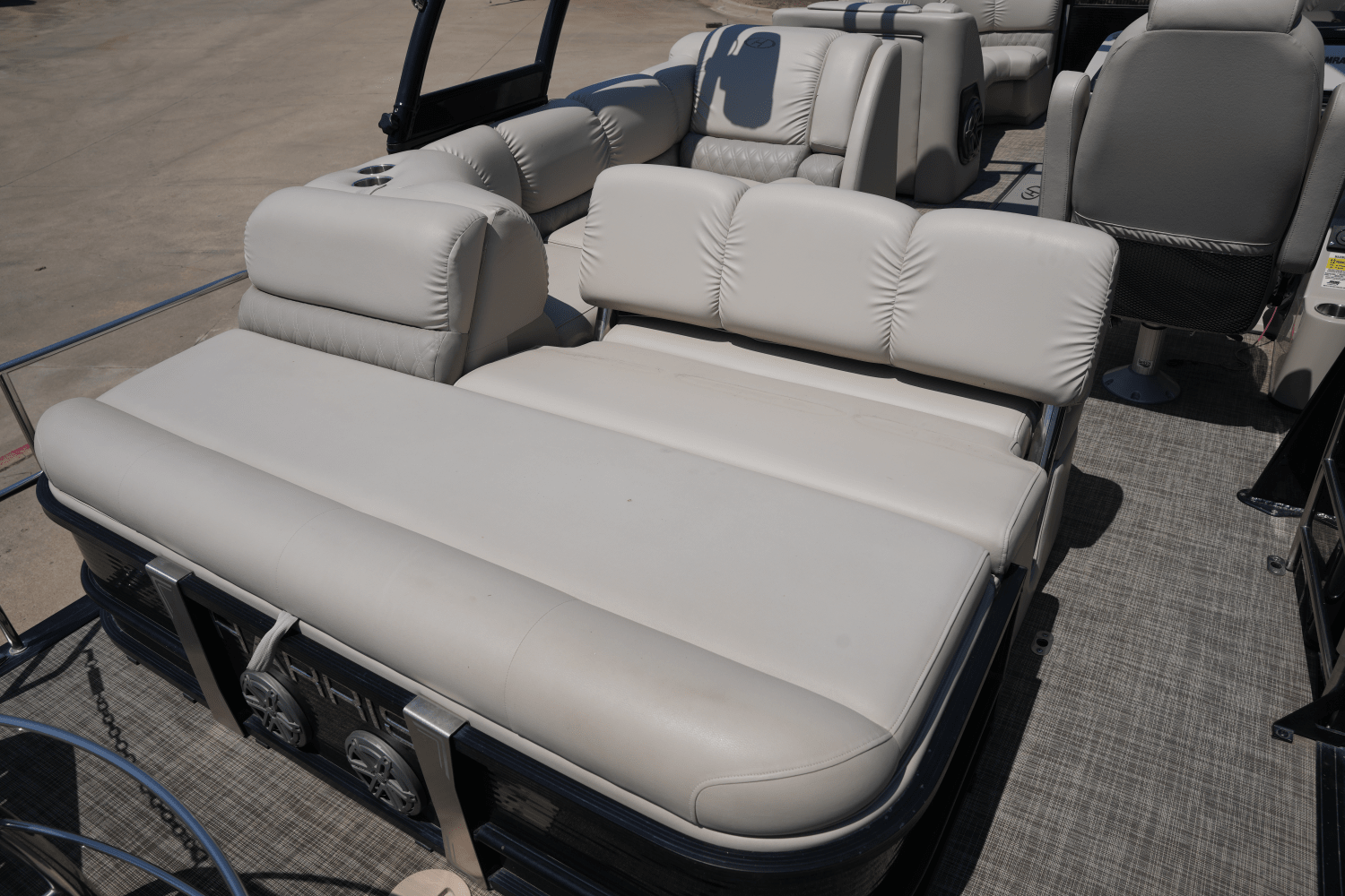 2019 Harris Solstice 220 Image Thumbnail #19