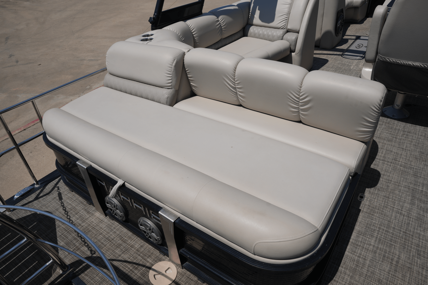 2019 Harris Solstice 220 Image Thumbnail #18