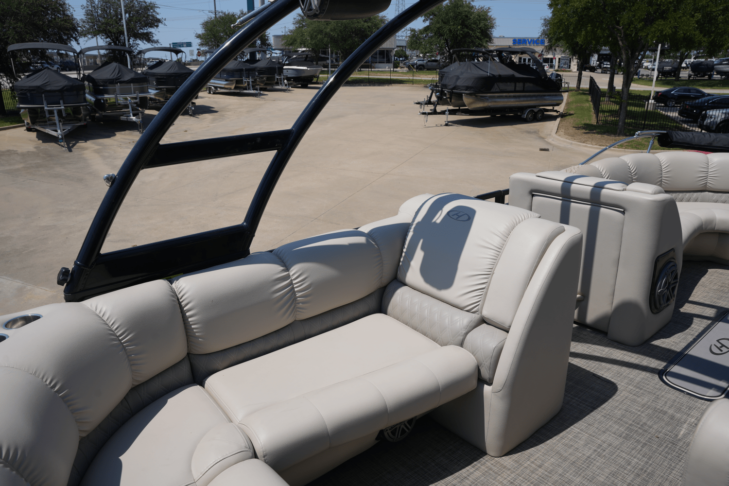 2019 Harris Solstice 220 Image Thumbnail #17