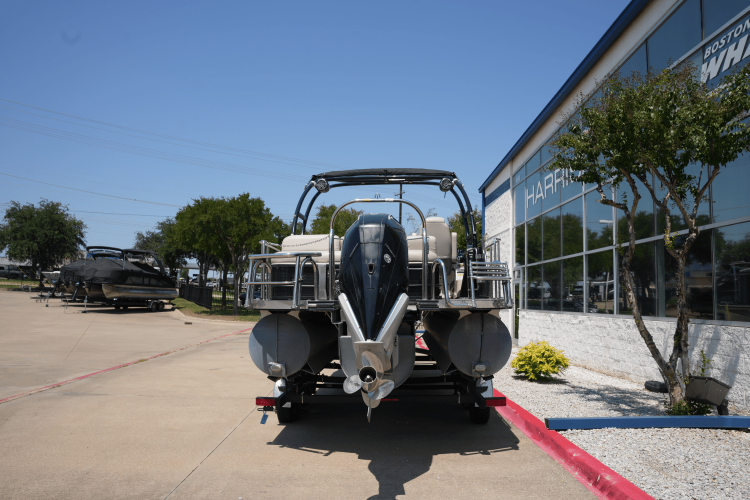 2019 Harris Solstice 220 Image Thumbnail #4