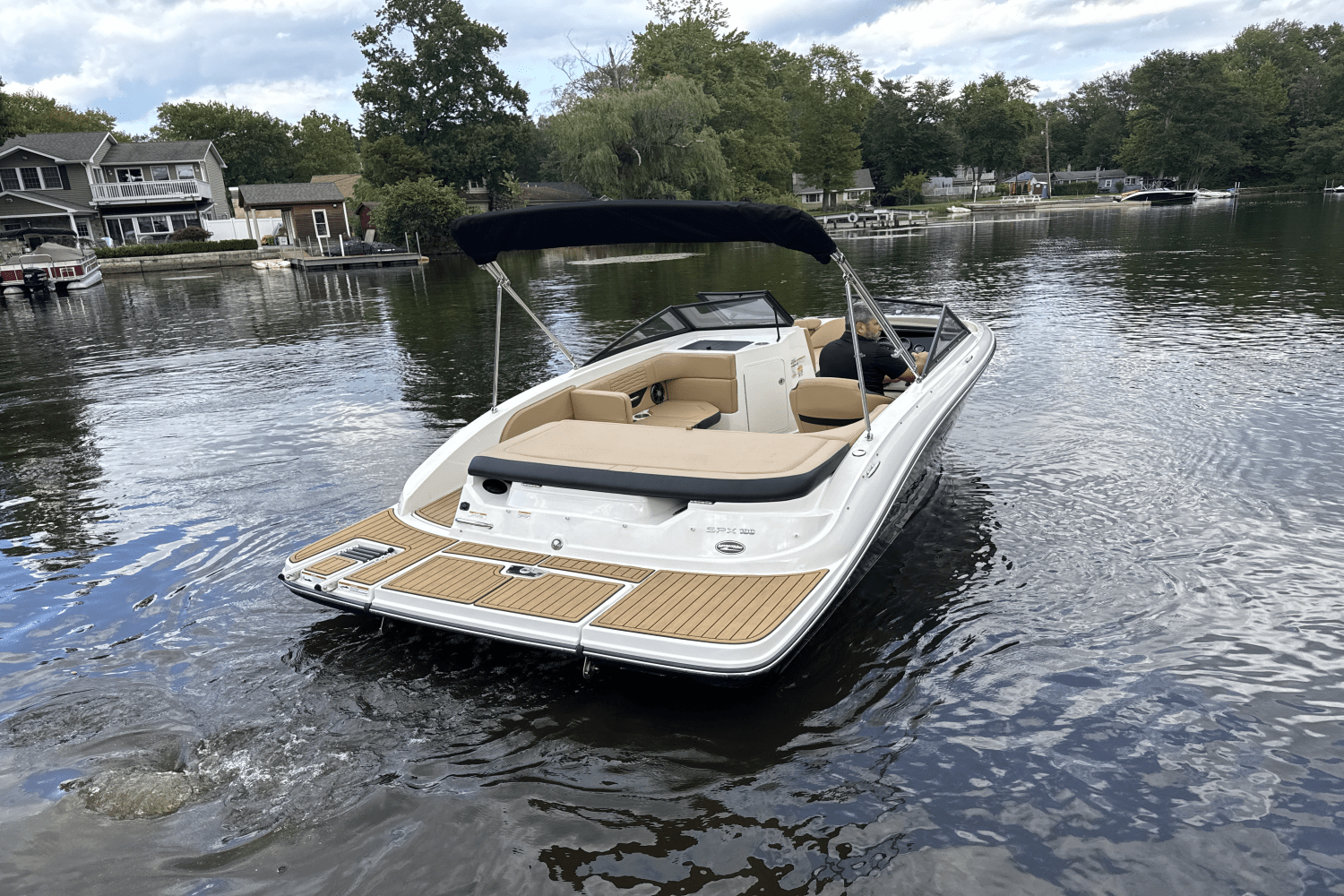 2023 Sea Ray 190 SPX Image Thumbnail #2