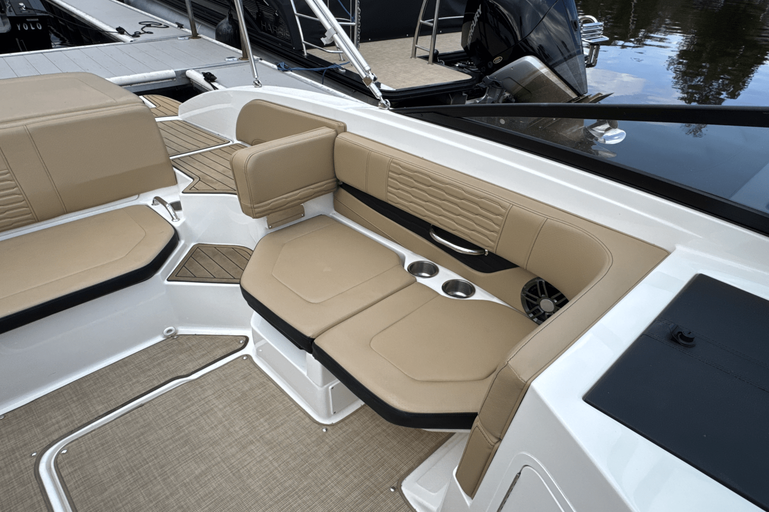 2023 Sea Ray 190 SPX Image Thumbnail #14
