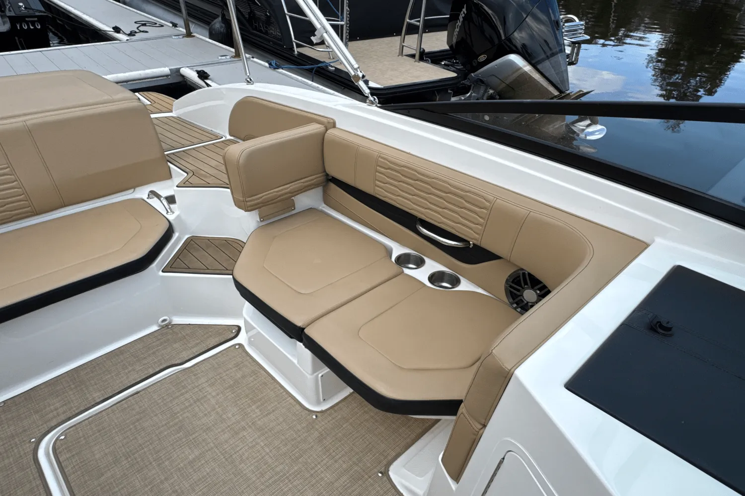 2023 Sea Ray 190 SPX Image Thumbnail #14