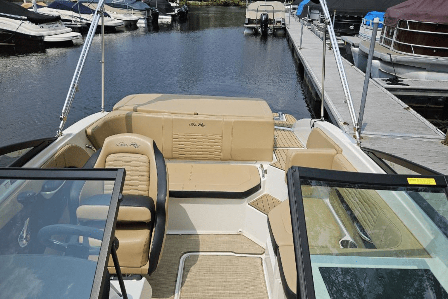 2023 Sea Ray SPX 190 Image Thumbnail #12