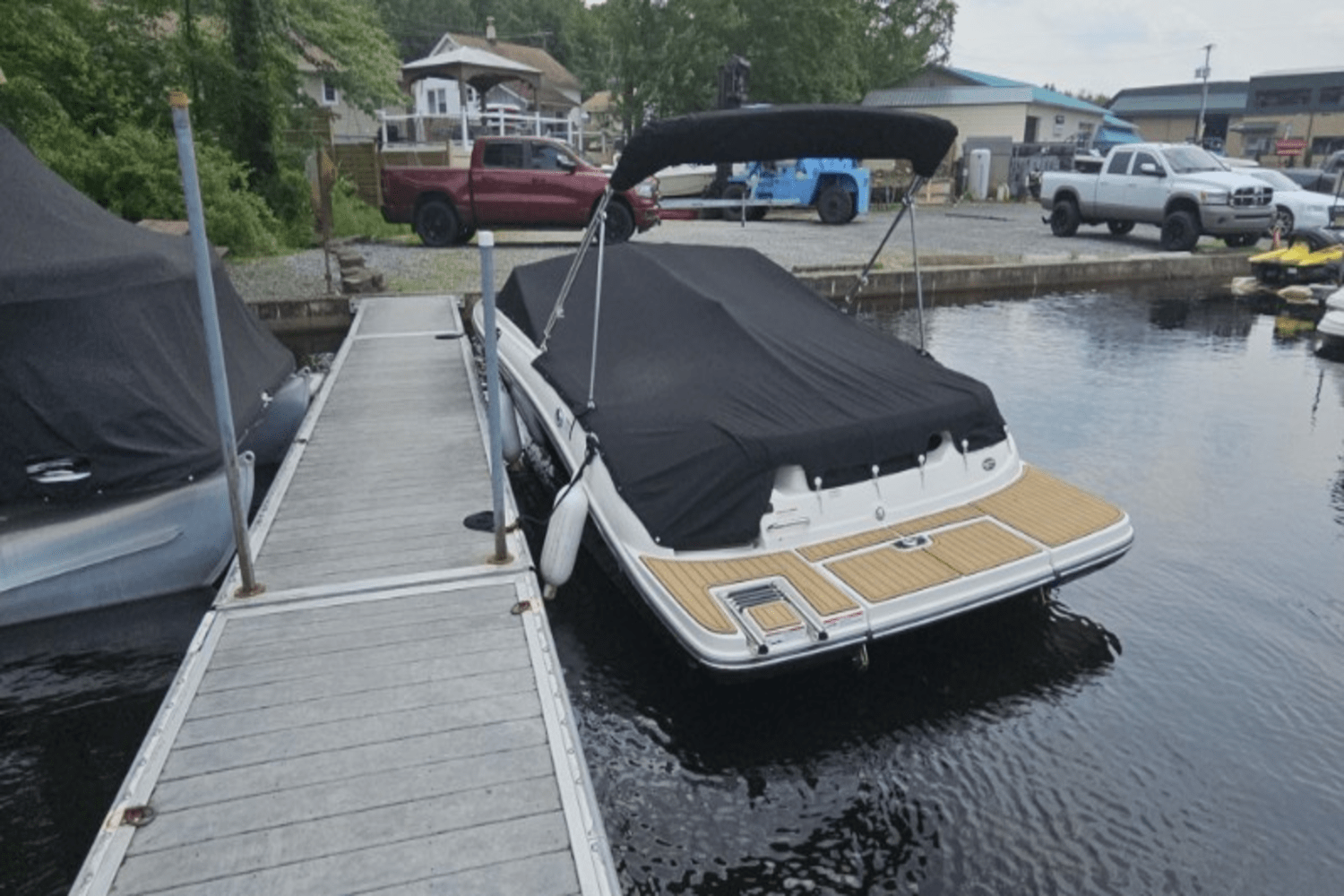 2023 Sea Ray SPX 190 Image Thumbnail #6