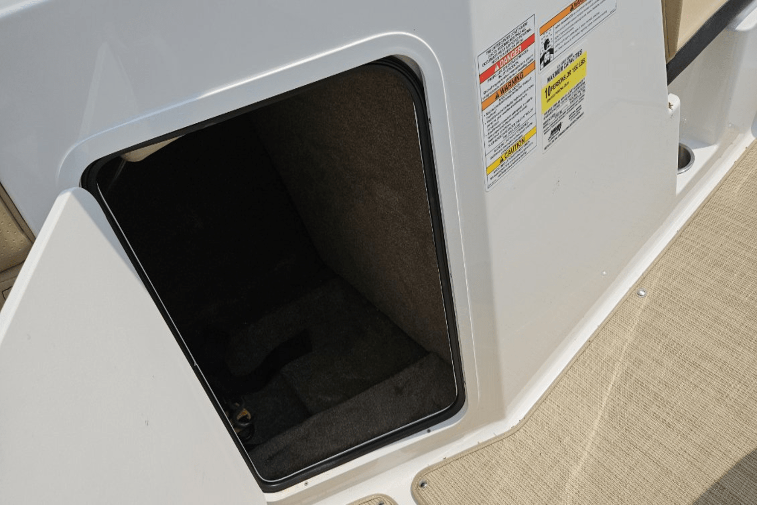 2023 Sea Ray SPX 190 Image Thumbnail #23