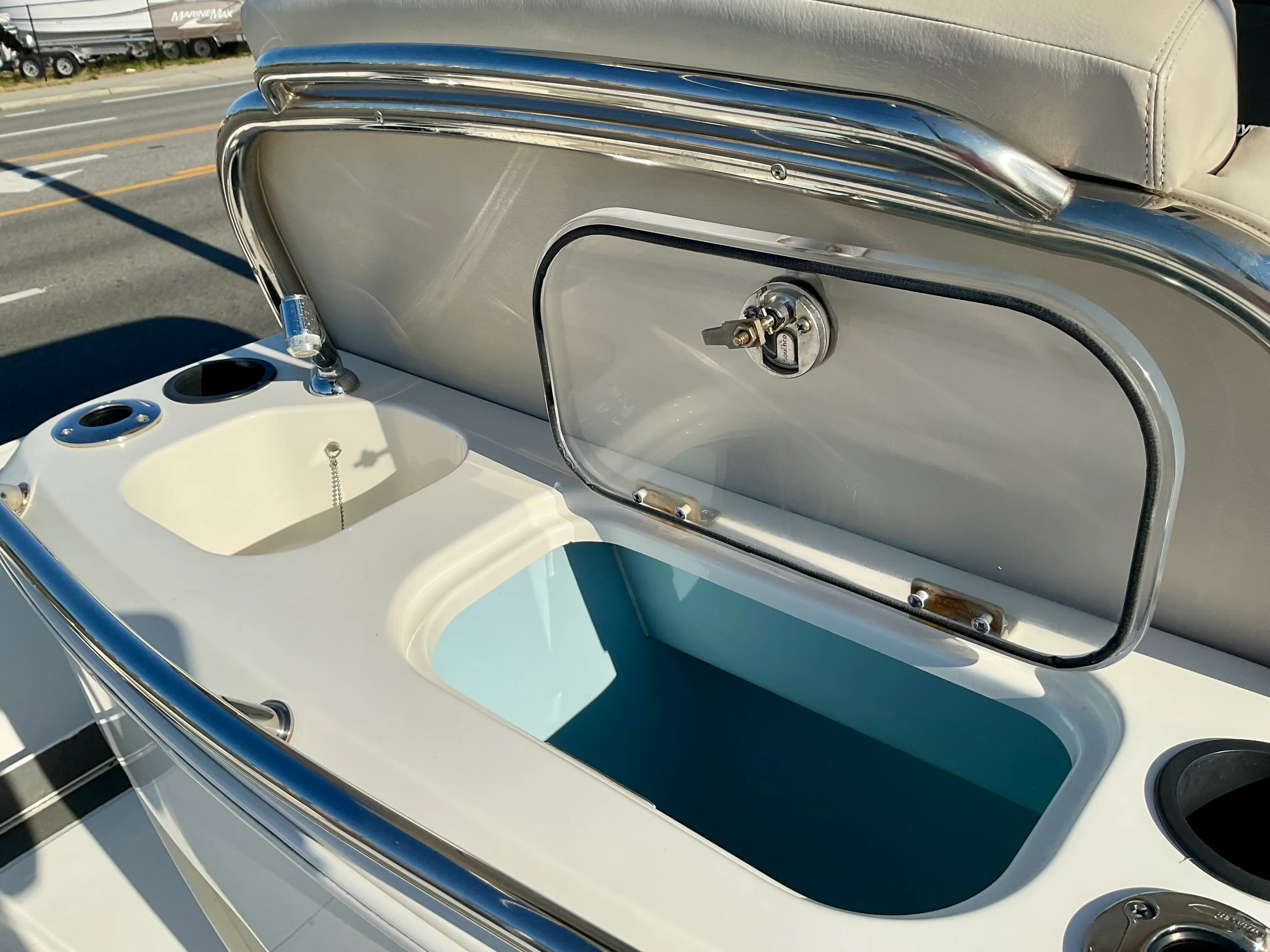 2019 Boston Whaler 270 Dauntless Image Thumbnail #13
