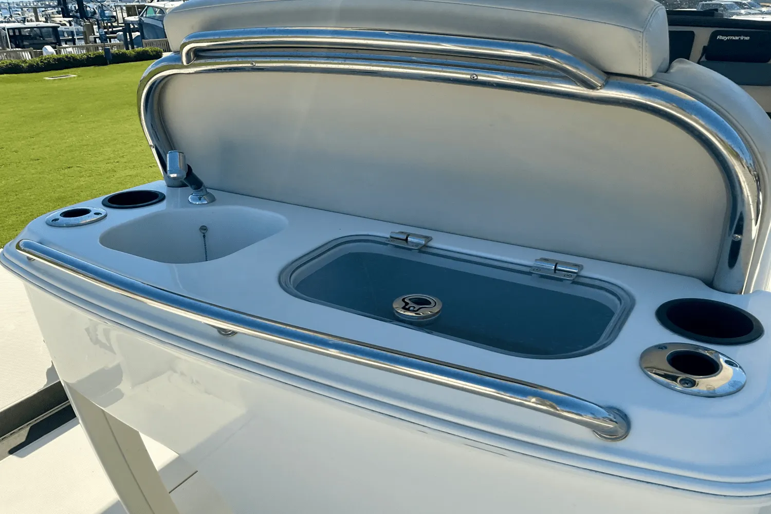 2019 Boston Whaler 270 Dauntless Image Thumbnail #17