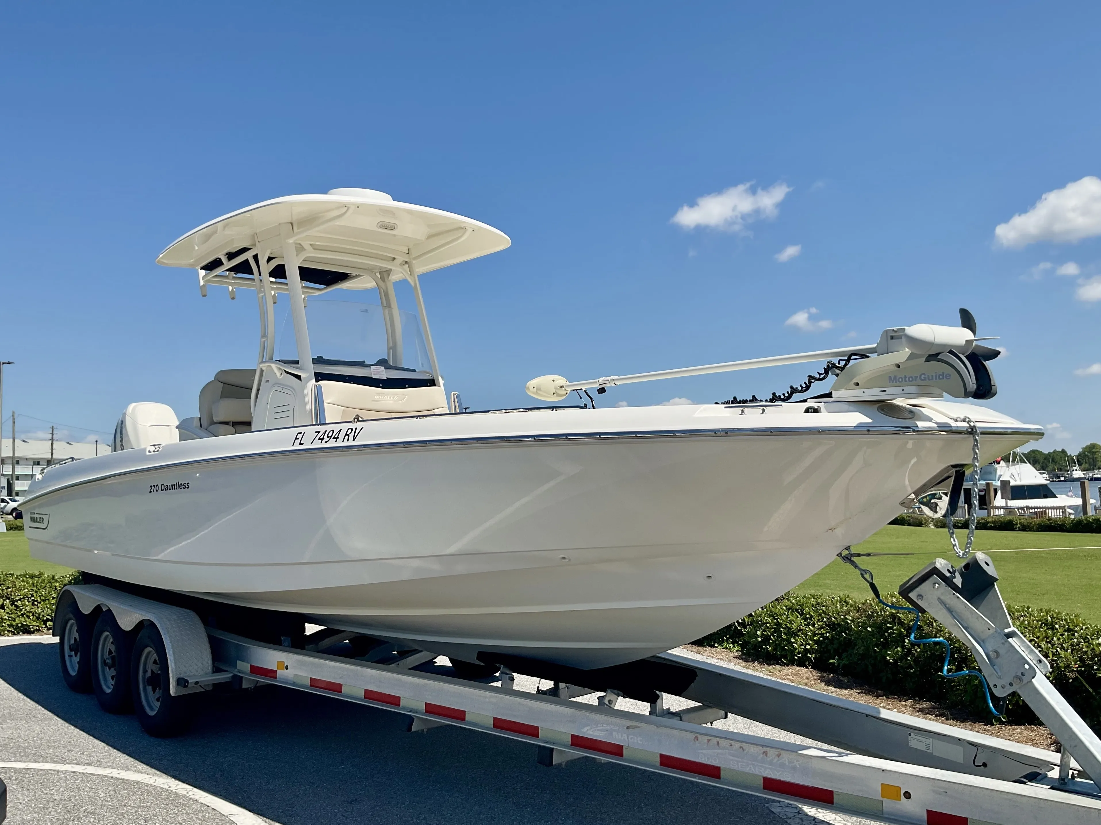 2019 Boston Whaler 270 Dauntless Image Thumbnail #4
