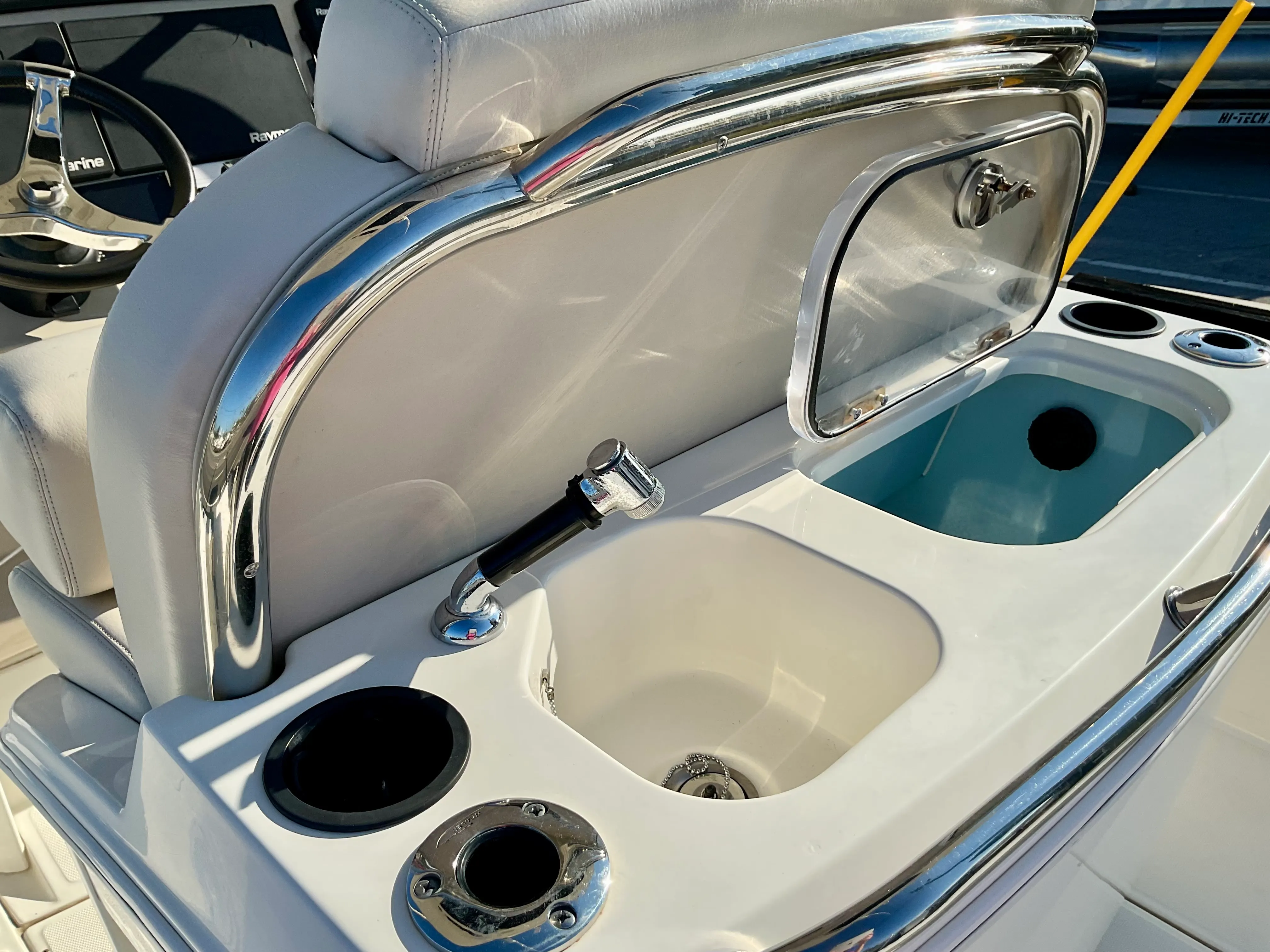 2019 Boston Whaler 270 Dauntless Image Thumbnail #12