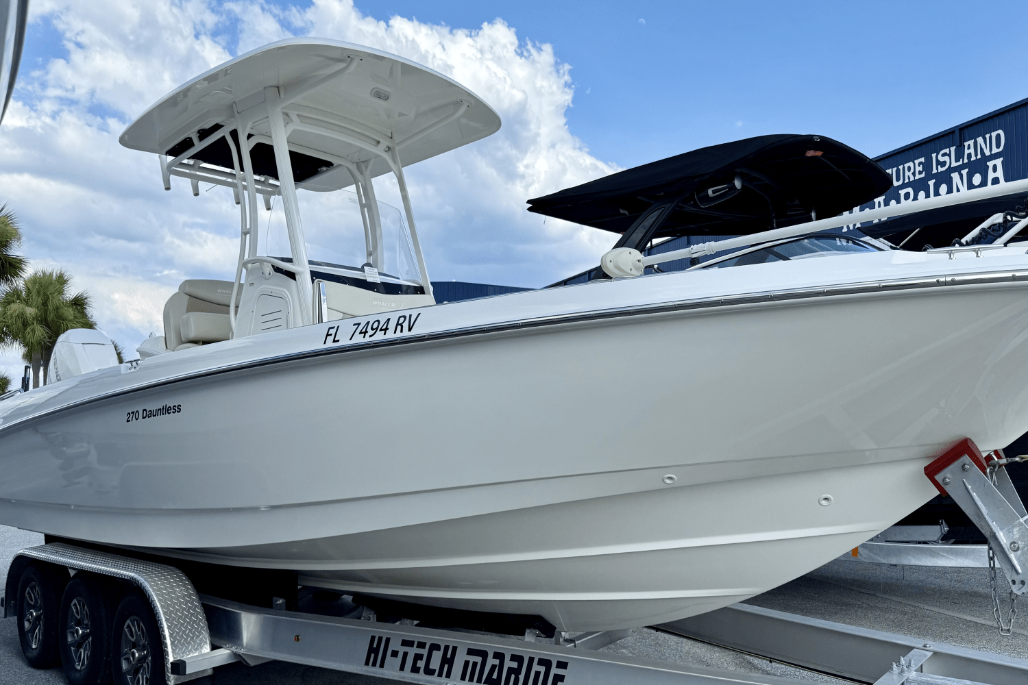 2019 Boston Whaler 270 Dauntless Image Thumbnail #1
