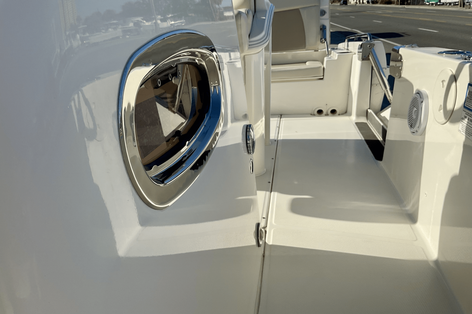 2019 Boston Whaler 270 Dauntless Image Thumbnail #33
