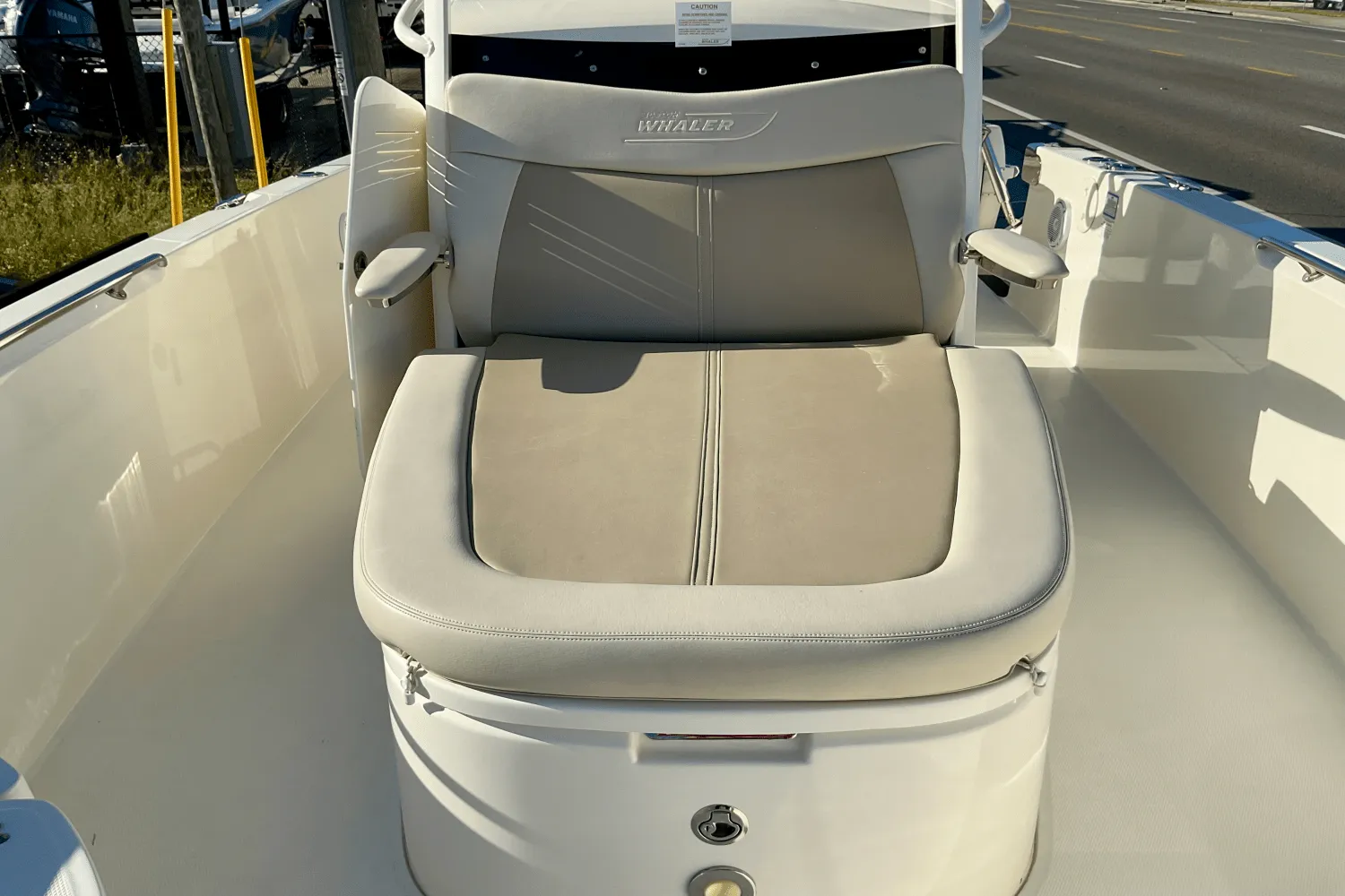 2019 Boston Whaler 270 Dauntless Image Thumbnail #36