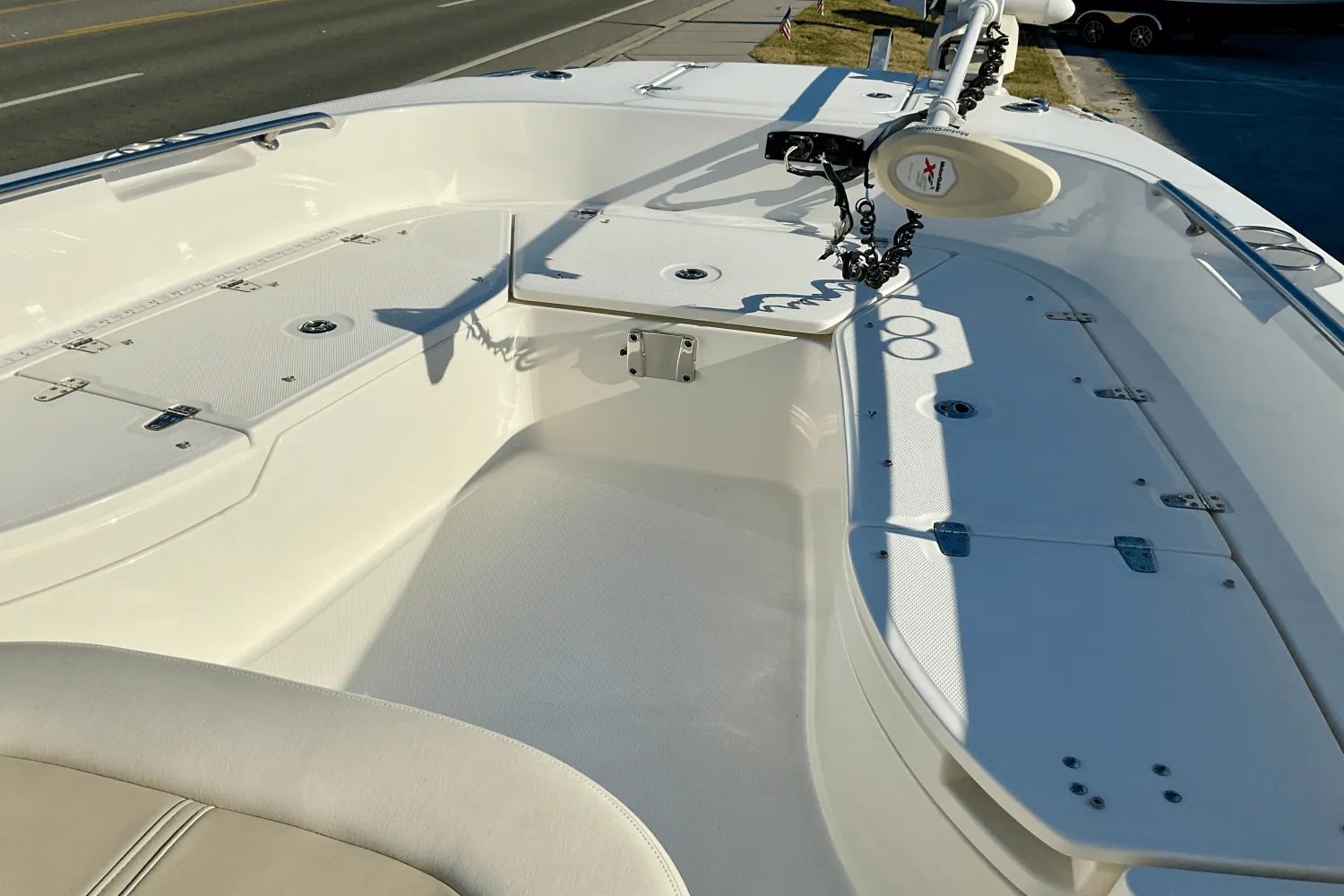 2019 Boston Whaler 270 Dauntless Image Thumbnail #28