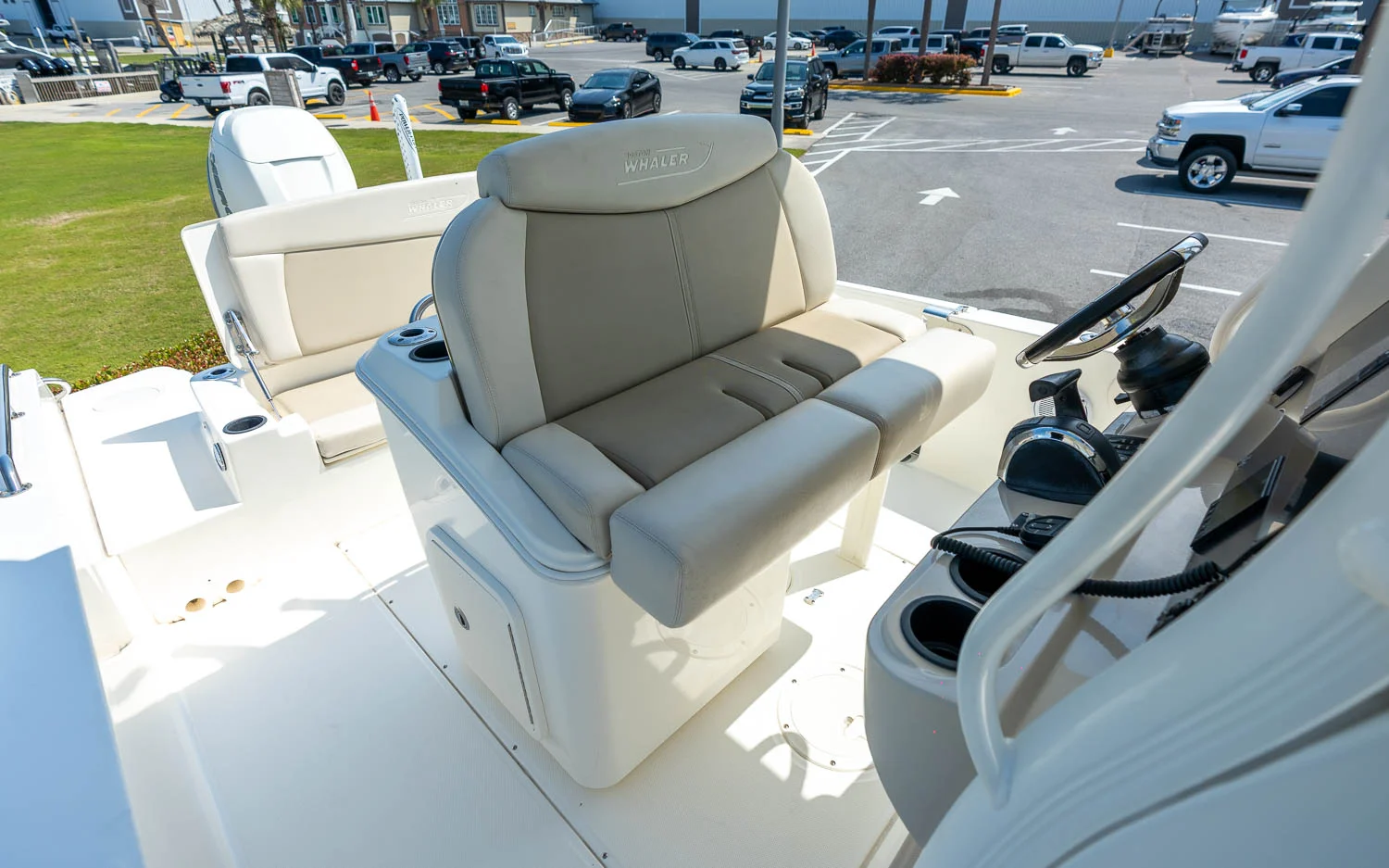 2019 Boston Whaler 270 Dauntless Image Thumbnail #27