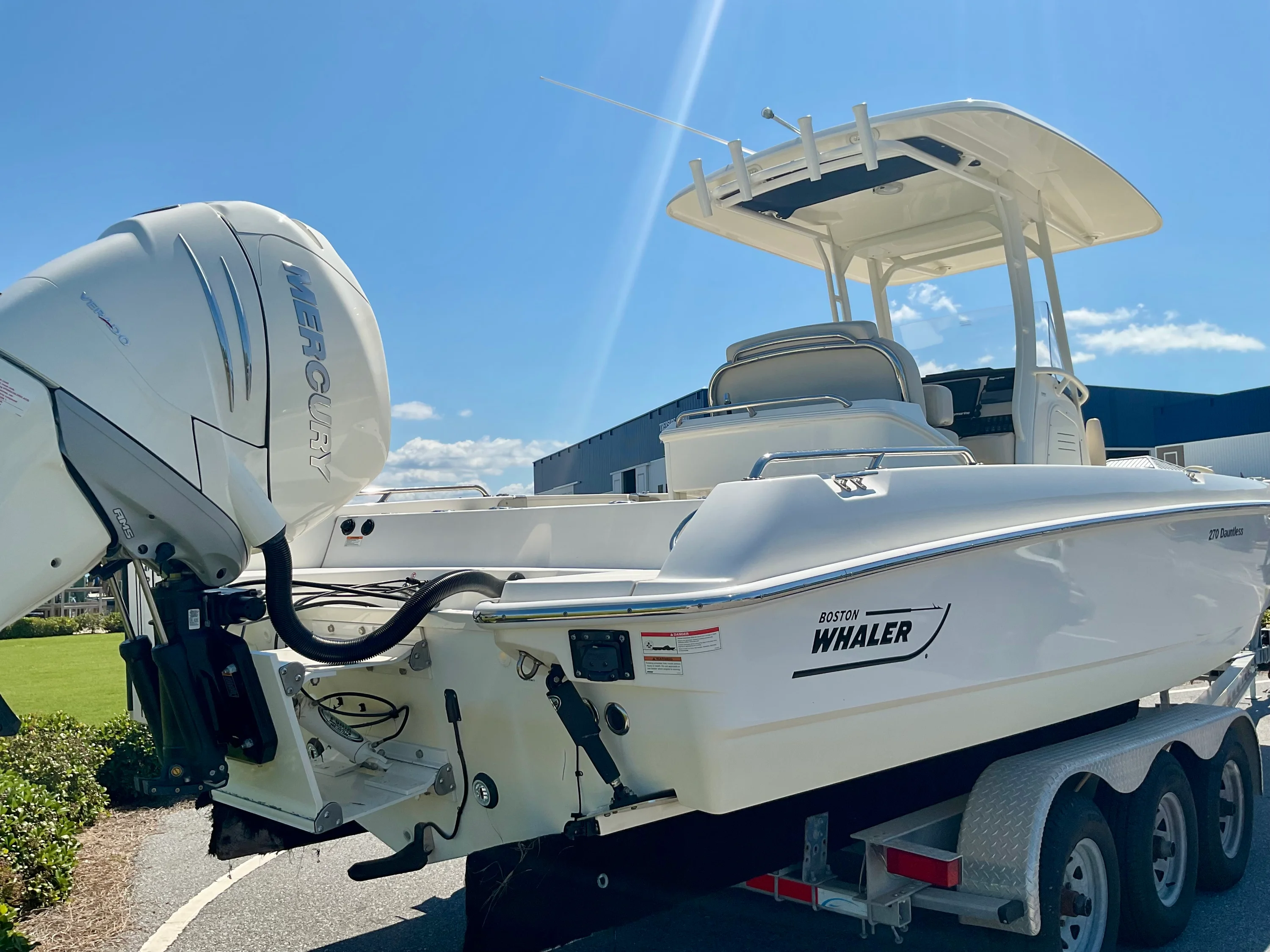 2019 Boston Whaler 270 Dauntless Image Thumbnail #6