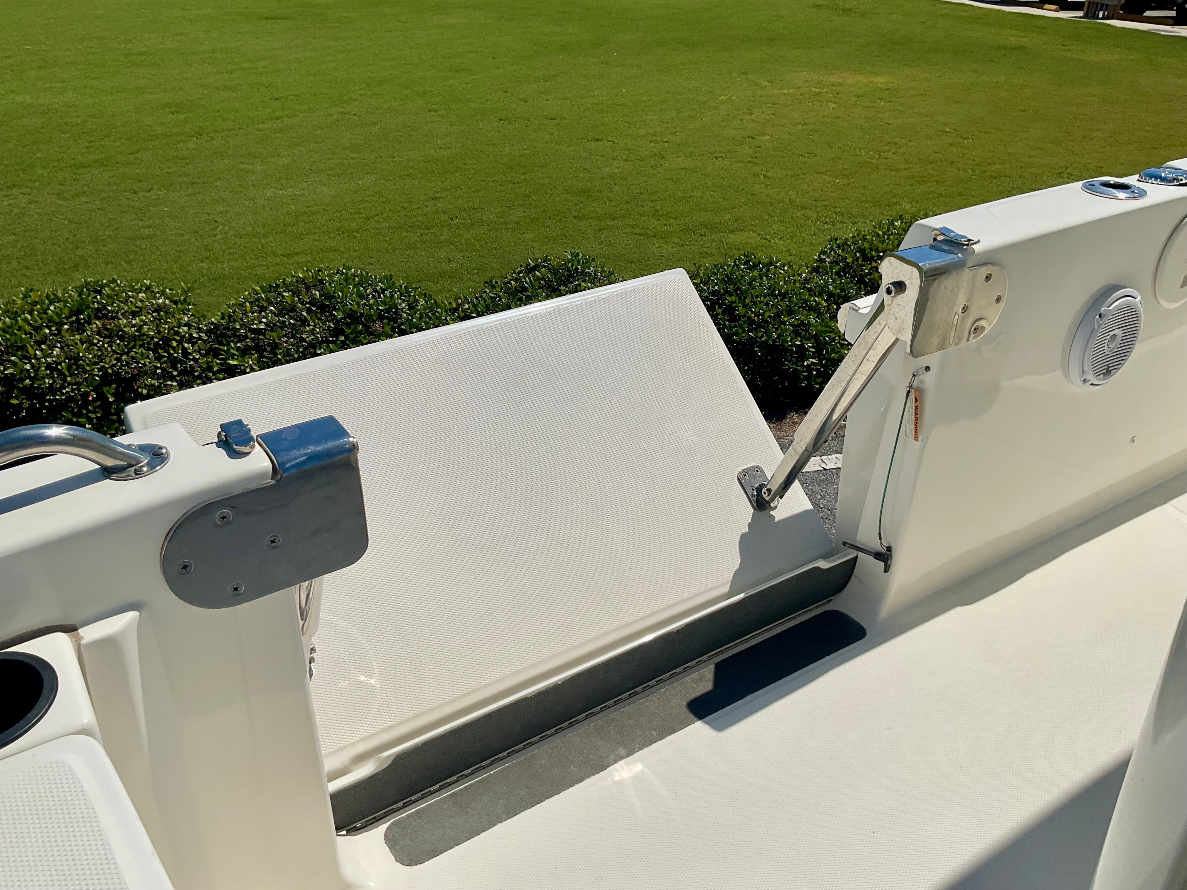 2019 Boston Whaler 270 Dauntless Image Thumbnail #32