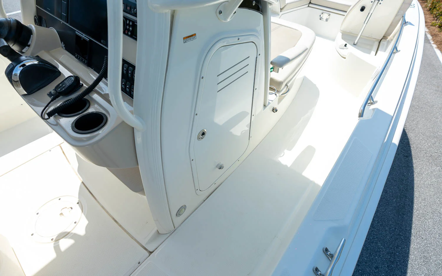 2019 Boston Whaler 270 Dauntless Image Thumbnail #17