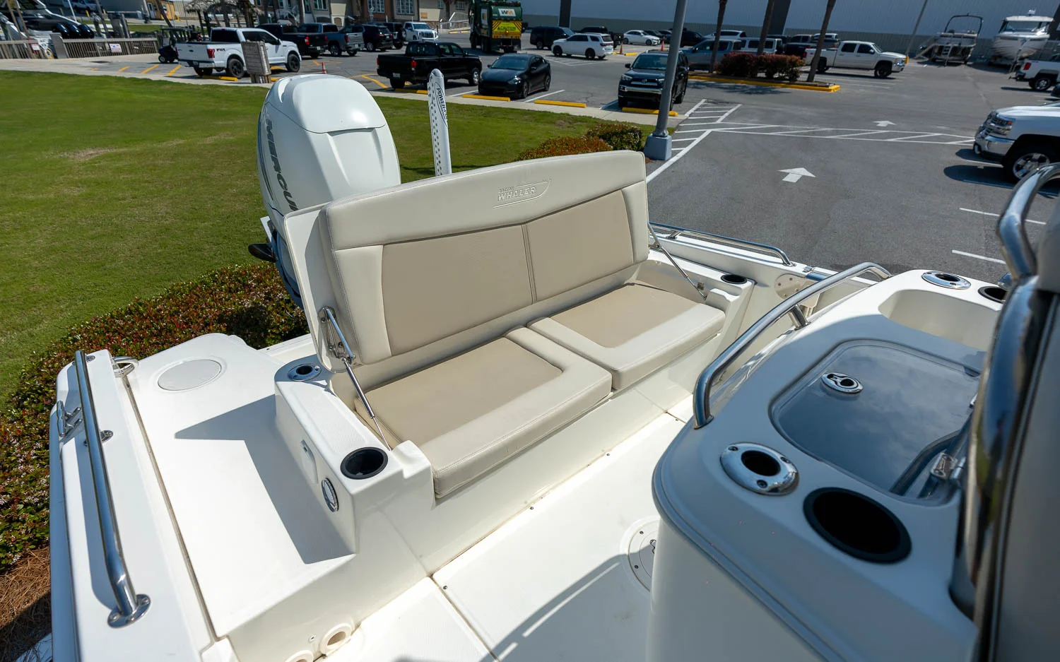 2019 Boston Whaler 270 Dauntless Image Thumbnail #30