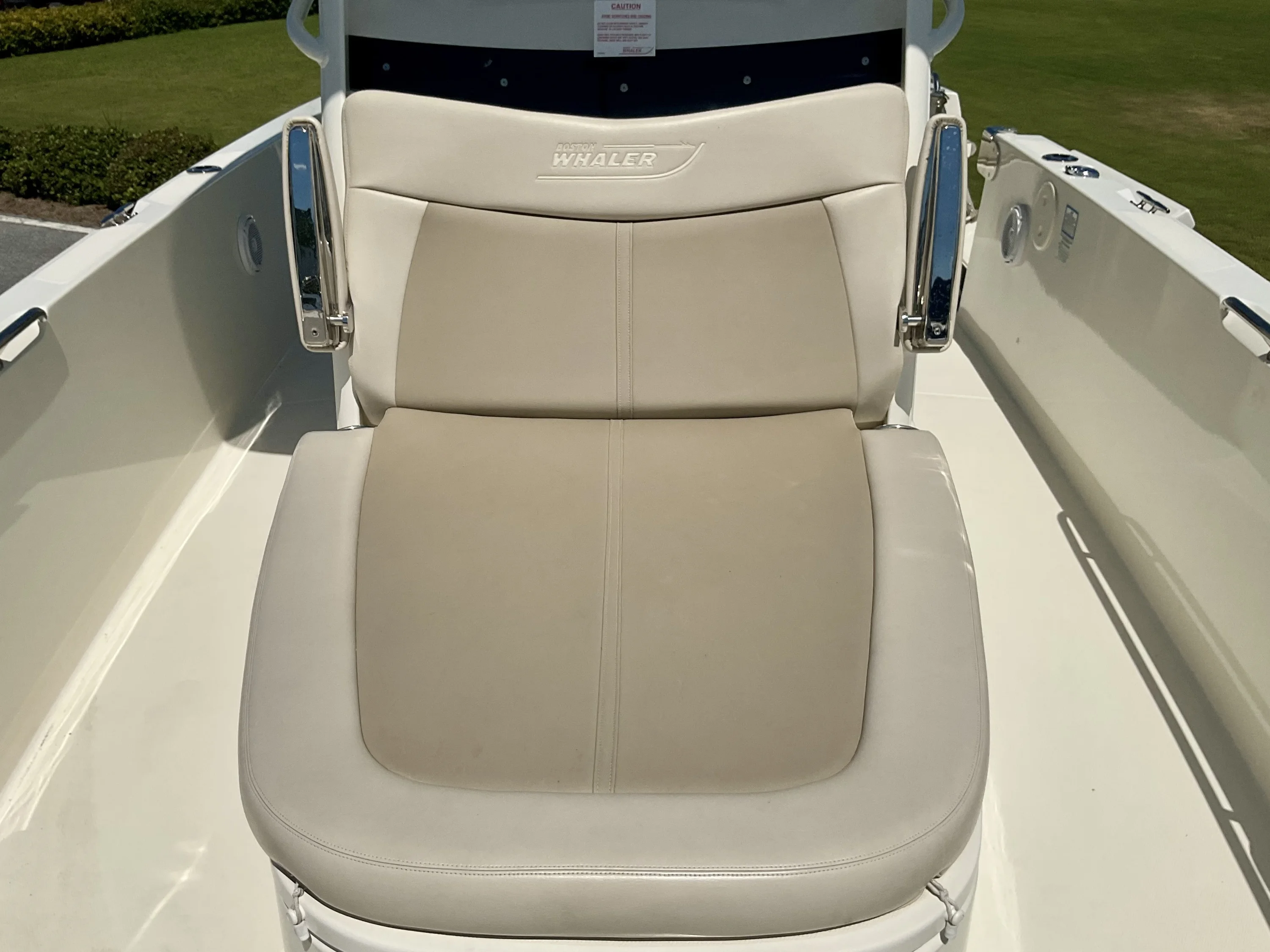 2019 Boston Whaler 270 Dauntless Image Thumbnail #26