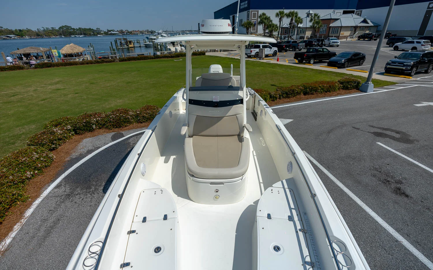 2019 Boston Whaler 270 Dauntless Image Thumbnail #15