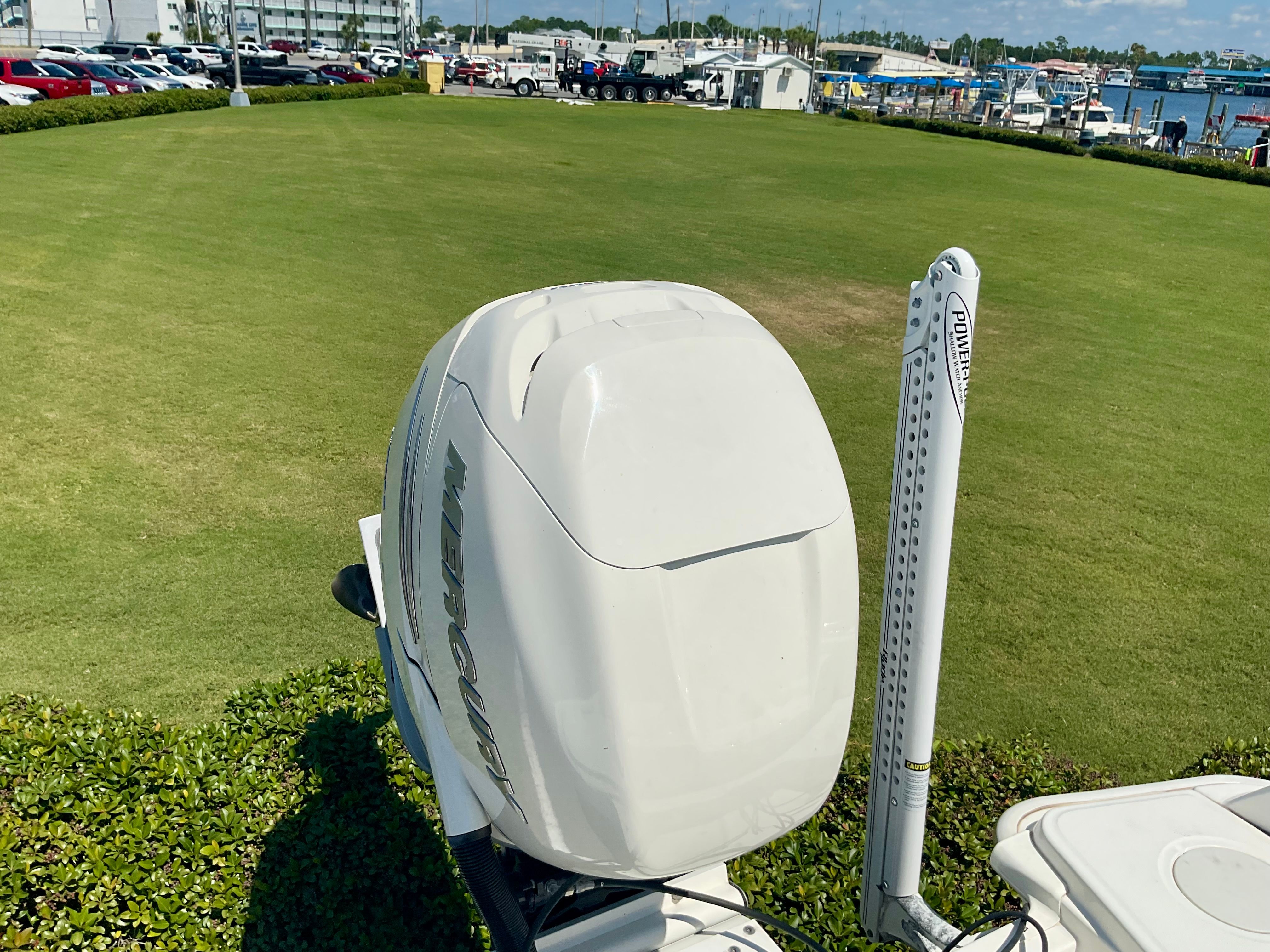 2019 Boston Whaler 270 Dauntless Image Thumbnail #4