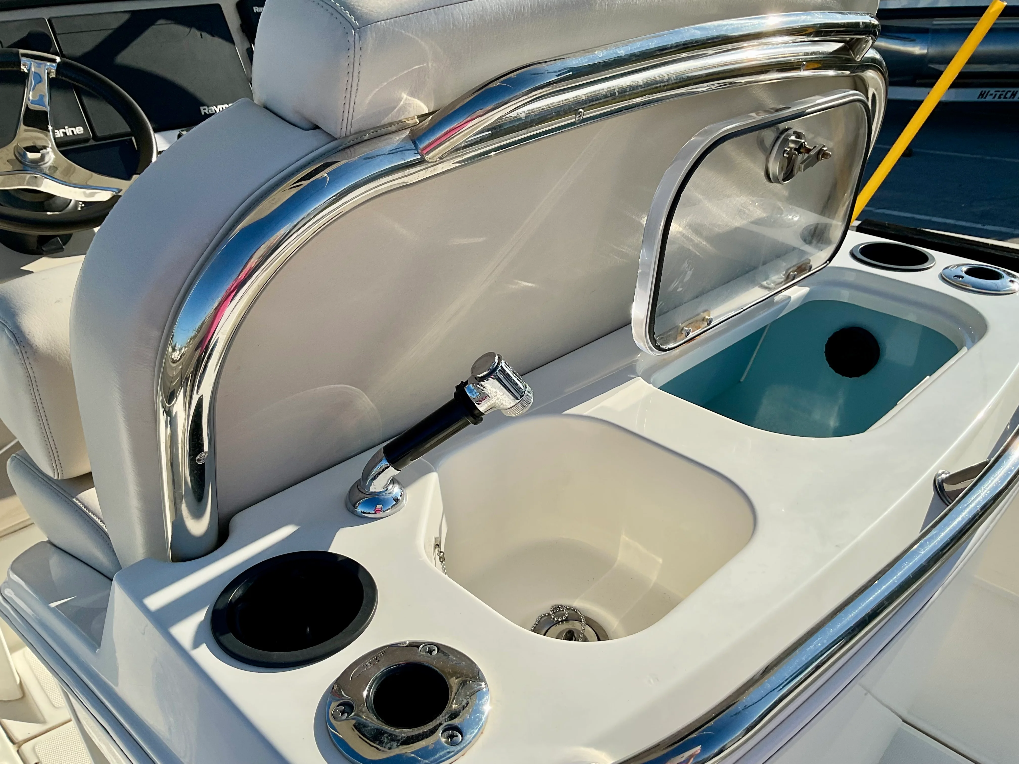 2019 Boston Whaler 270 Dauntless Image Thumbnail #11